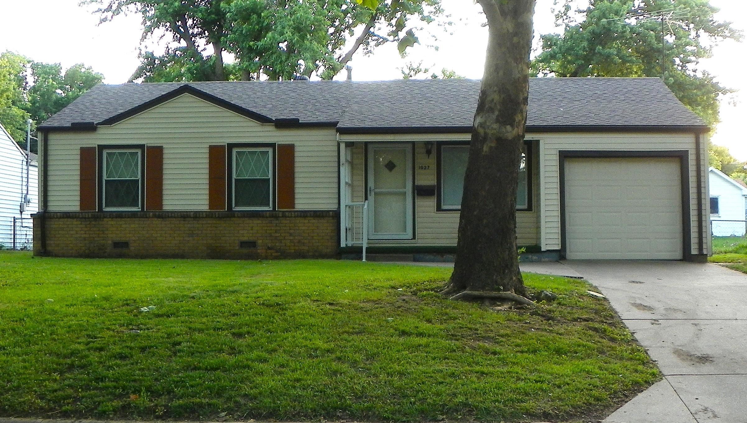 1027 N Georgie Ave. Property Photo 1