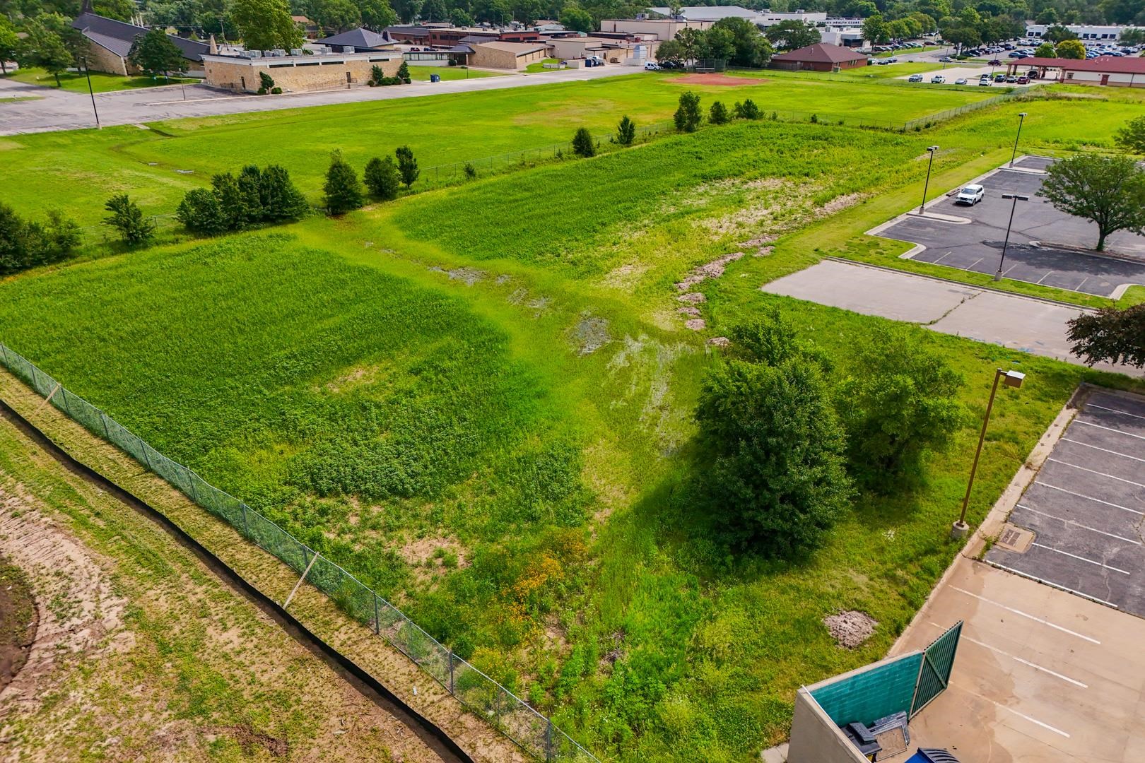 3.67 +/-acres W. Central Ave & N. Tyler Rd Property Photo 10