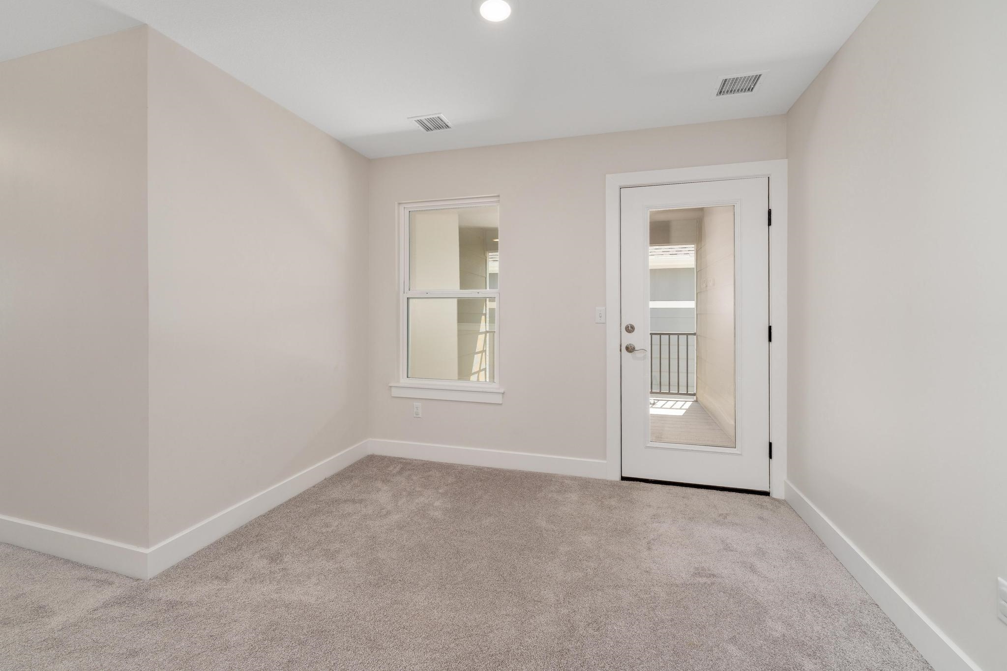 435 E Park Pl Property Photo 16
