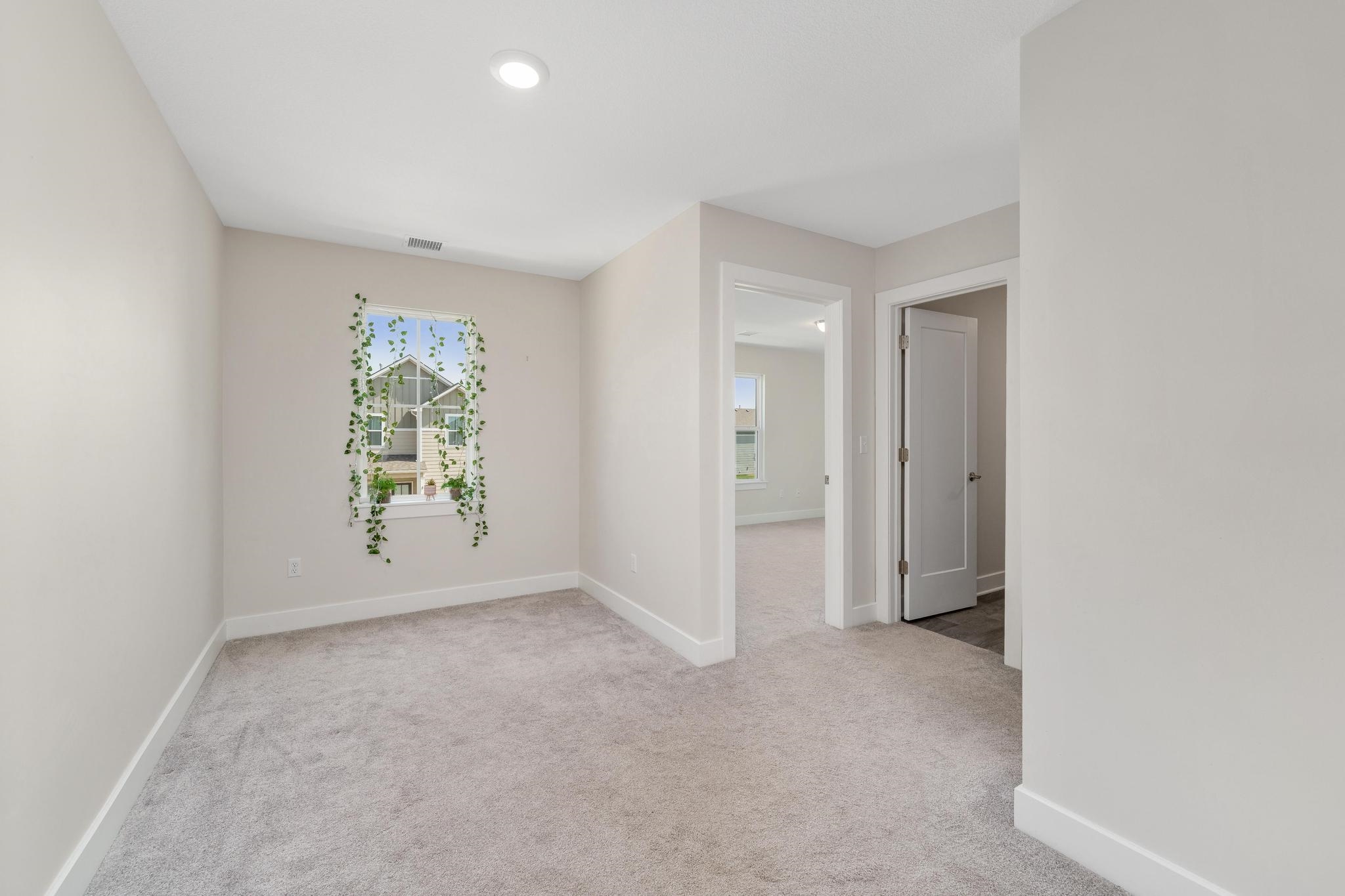 435 E Park Pl Property Photo 18