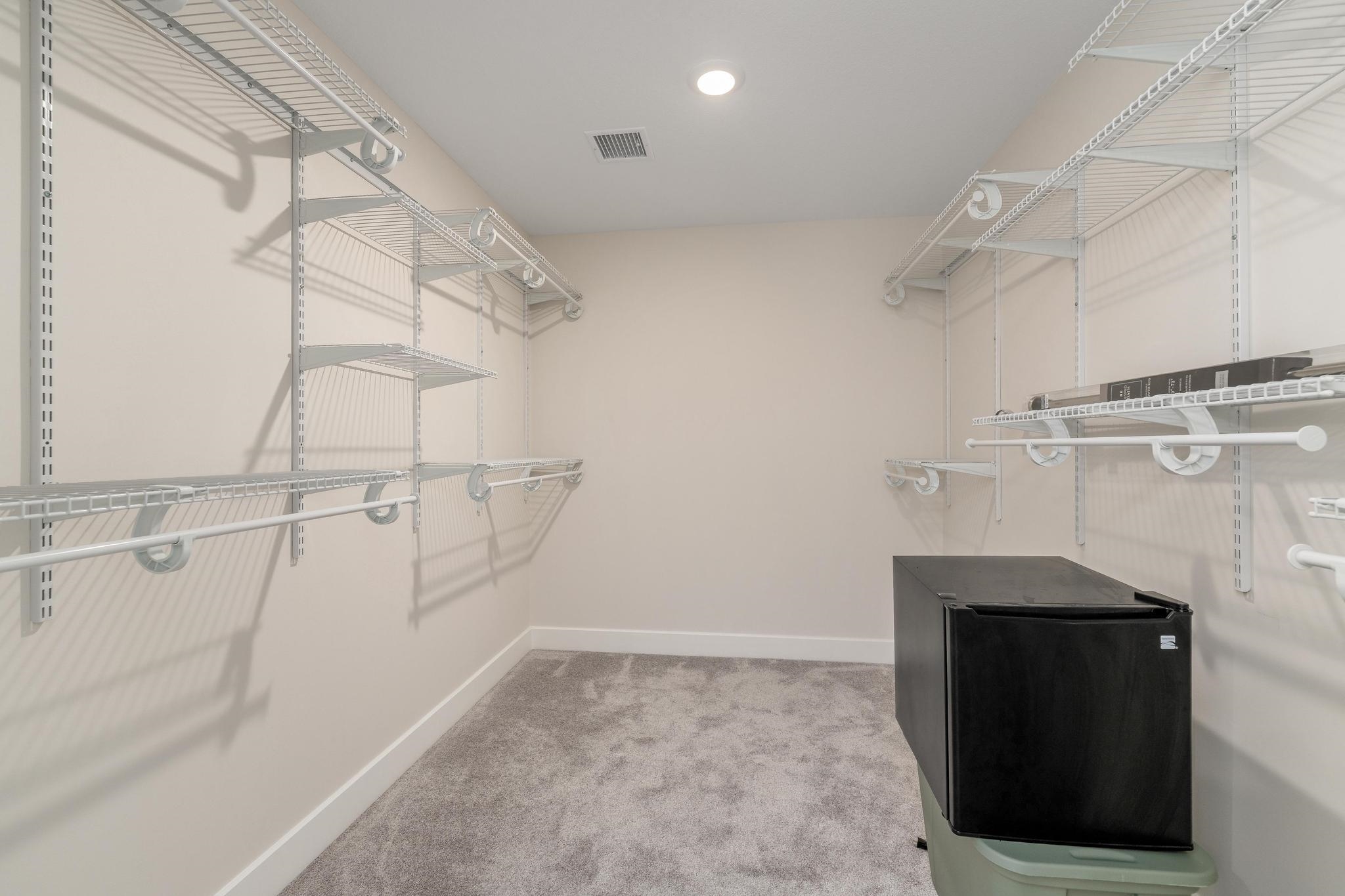 435 E Park Pl Property Photo 20