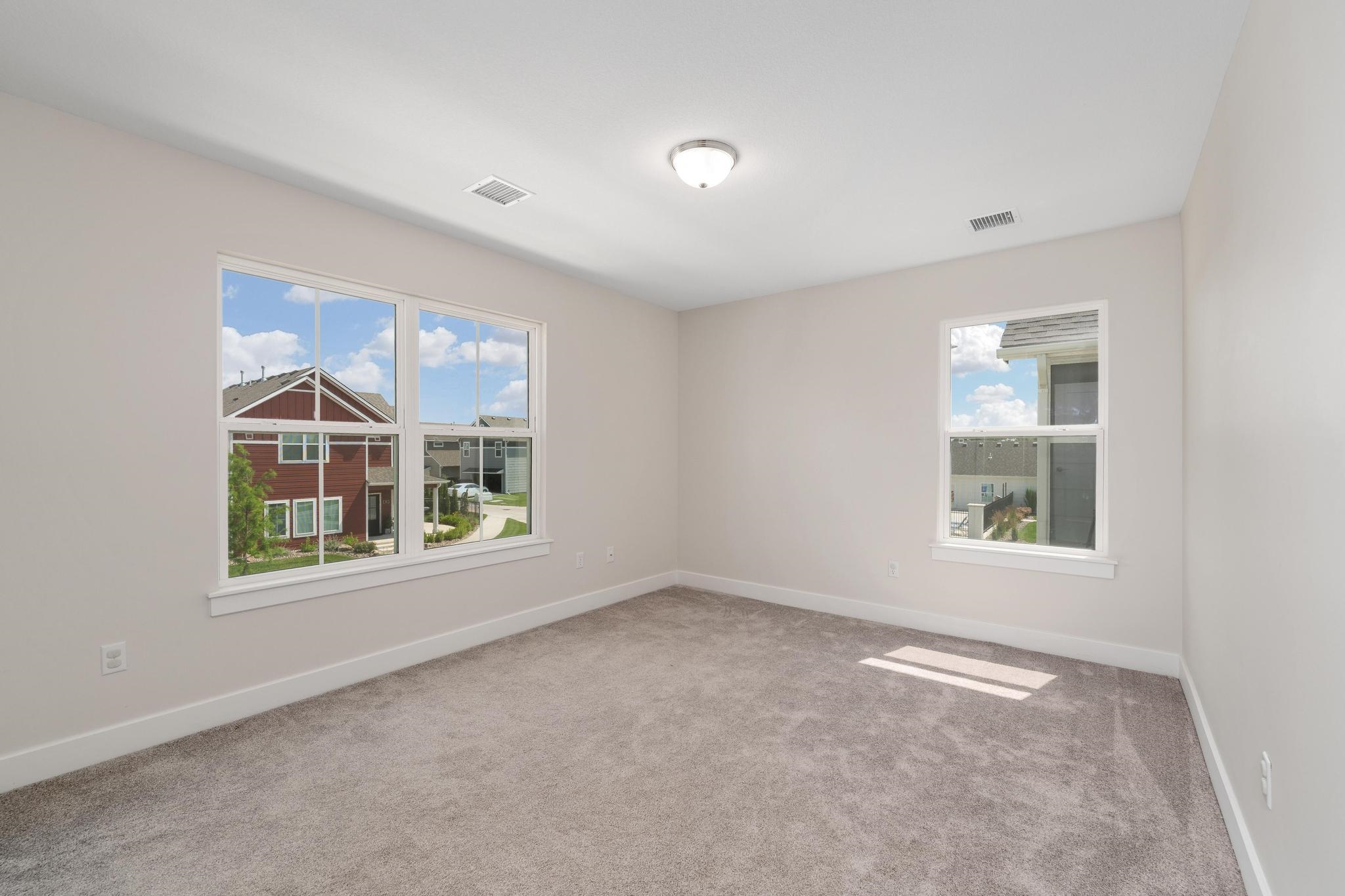 435 E Park Pl Property Photo 23