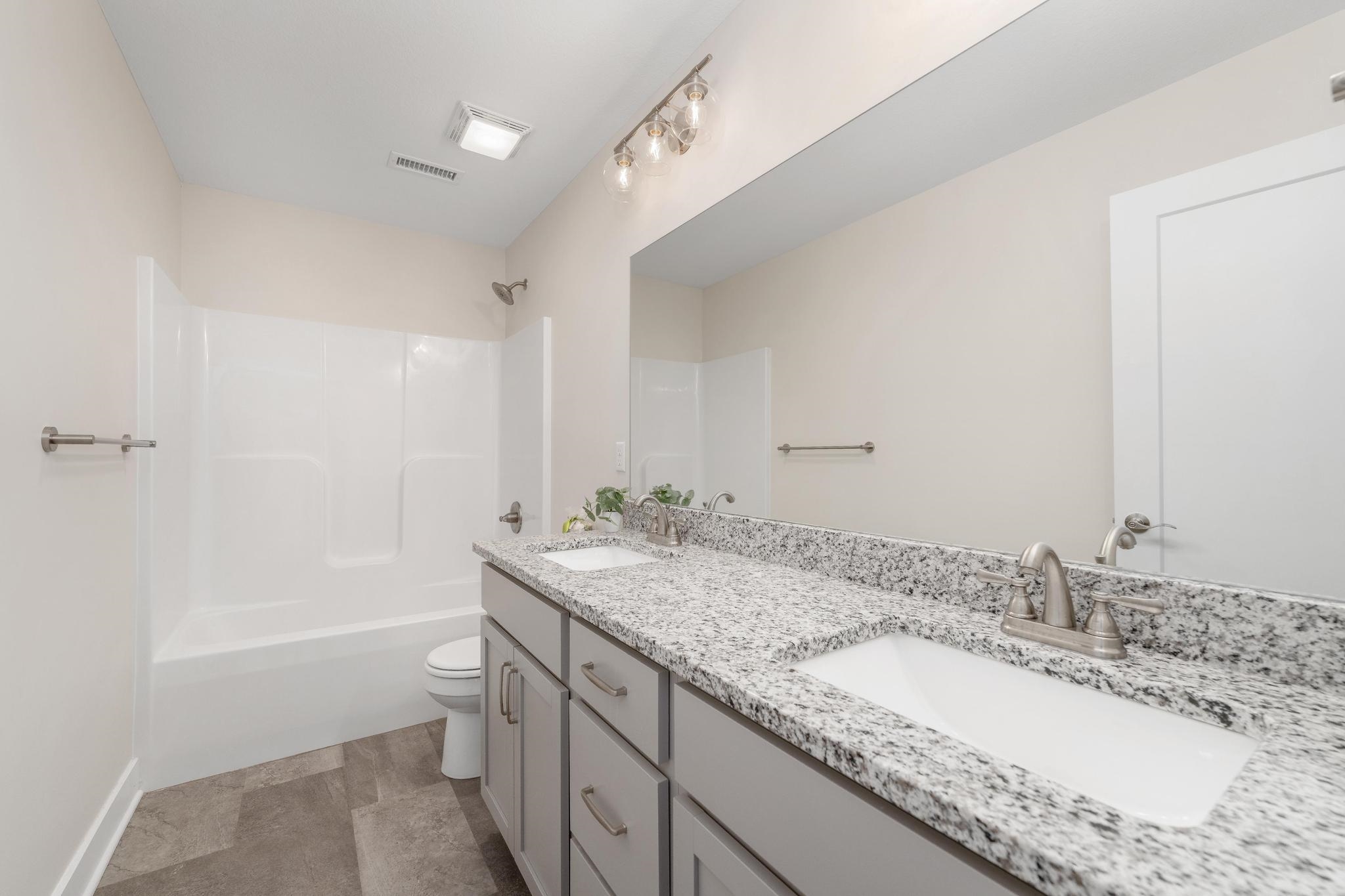 435 E Park Pl Property Photo 25