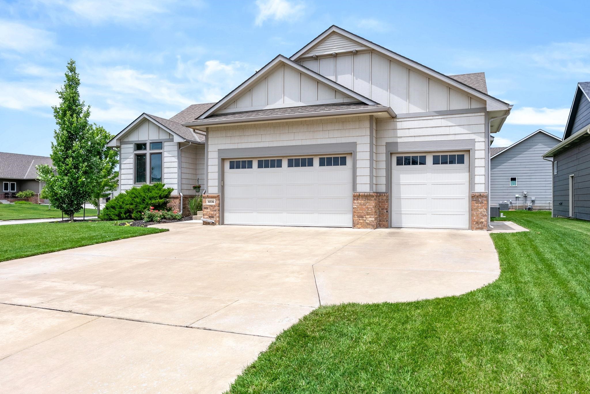 8336 W Kackley Ct Property Photo 1