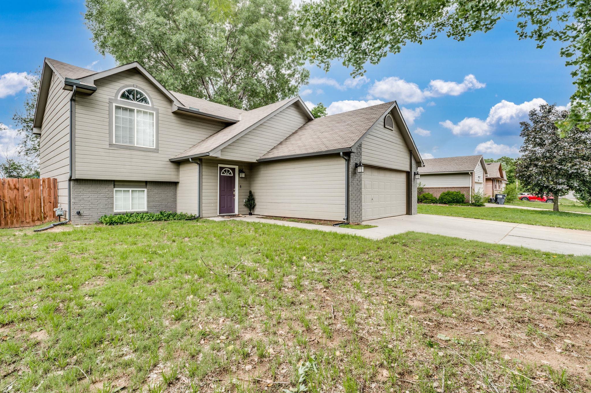 1307 Spring Cir Property Photo