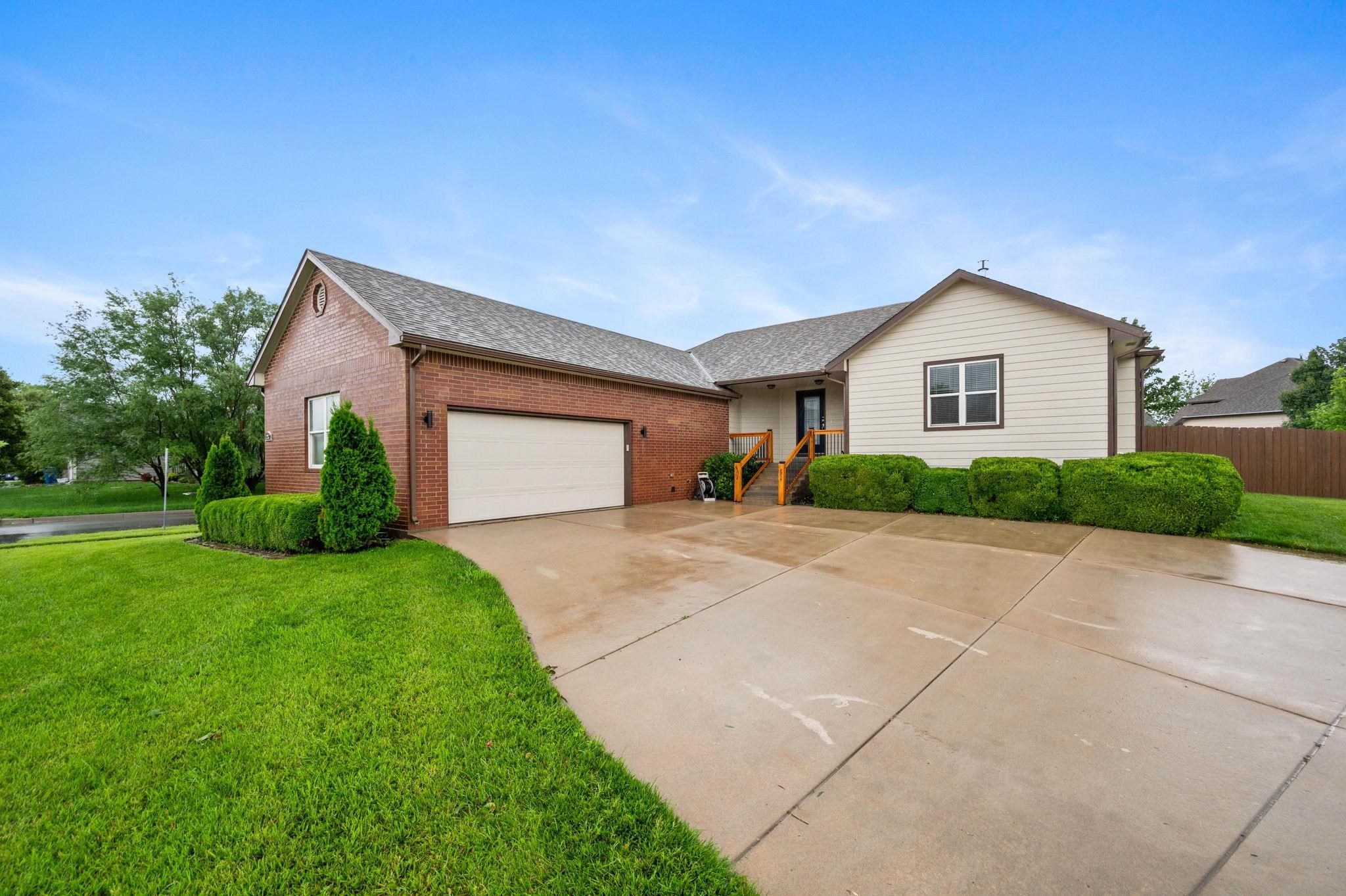 2217 S Tuscany Cir Property Photo 1