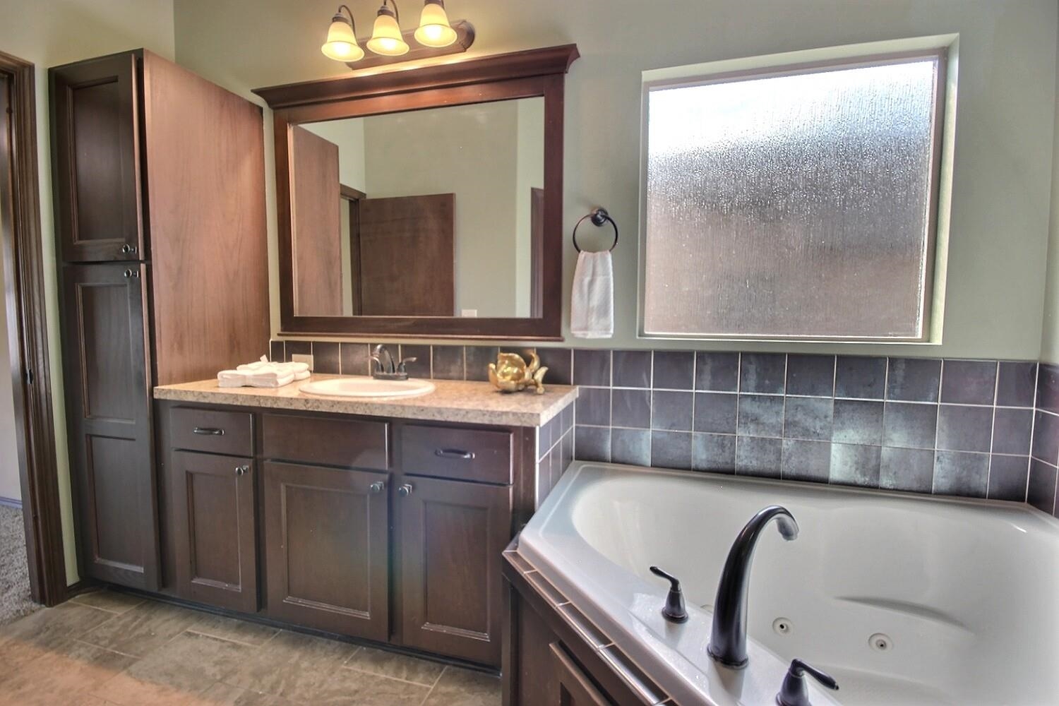 3006 N Rock Bridge St Property Photo 14