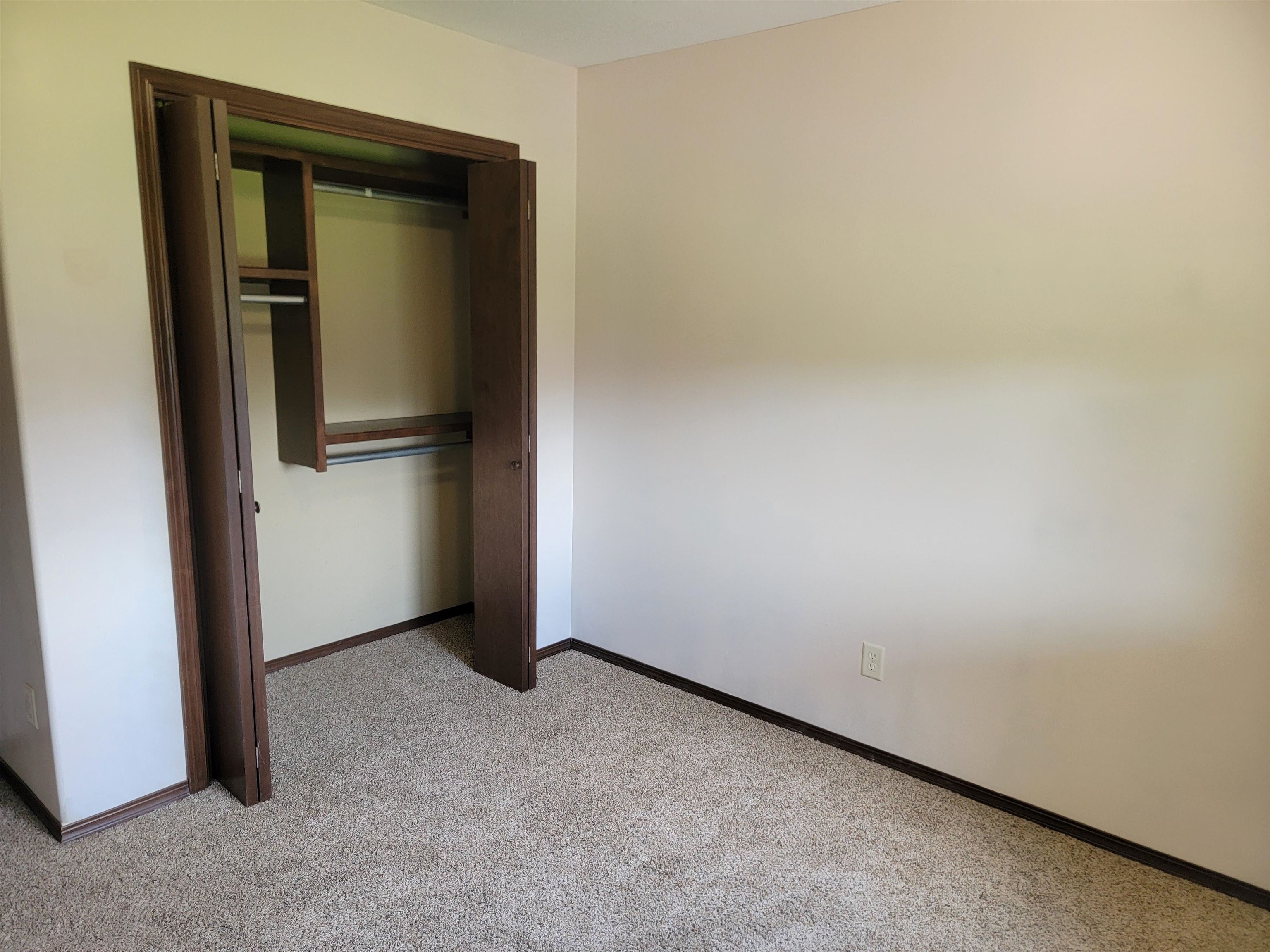 3006 N Rock Bridge St Property Photo 17