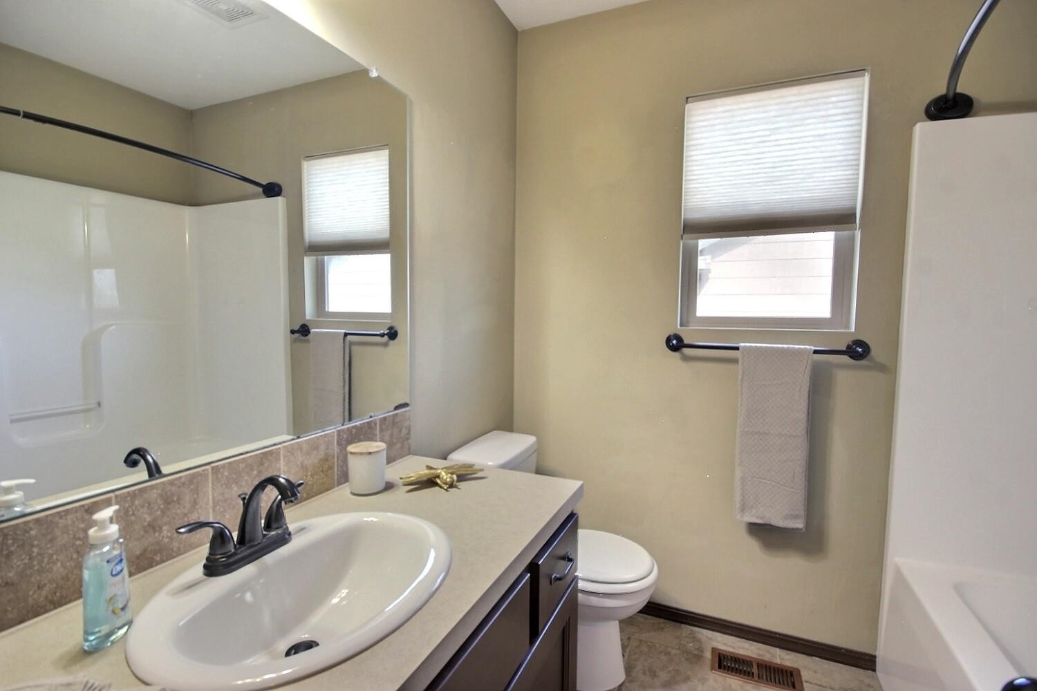 3006 N Rock Bridge St Property Photo 18