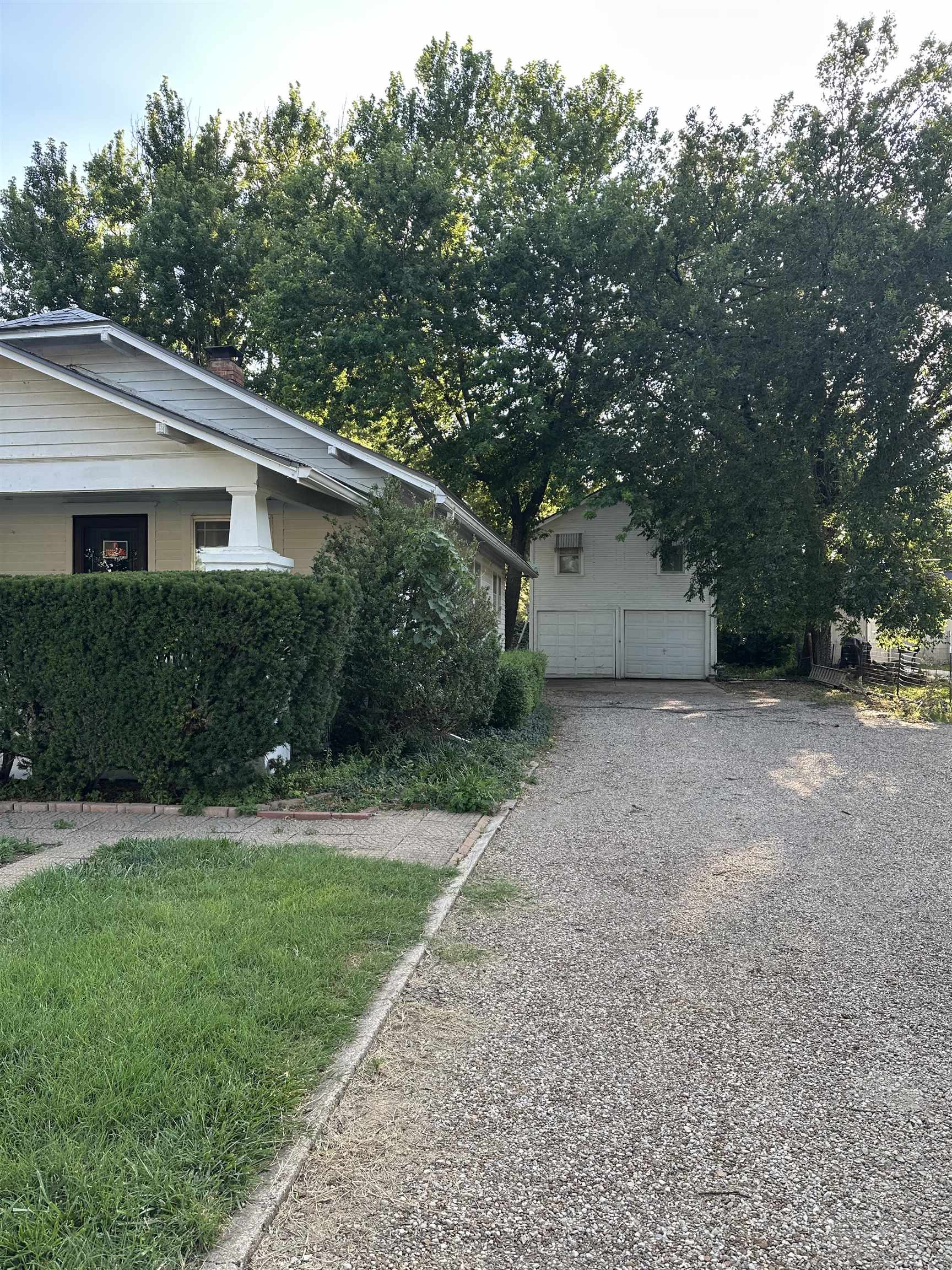 505 S Emporia Property Photo 26