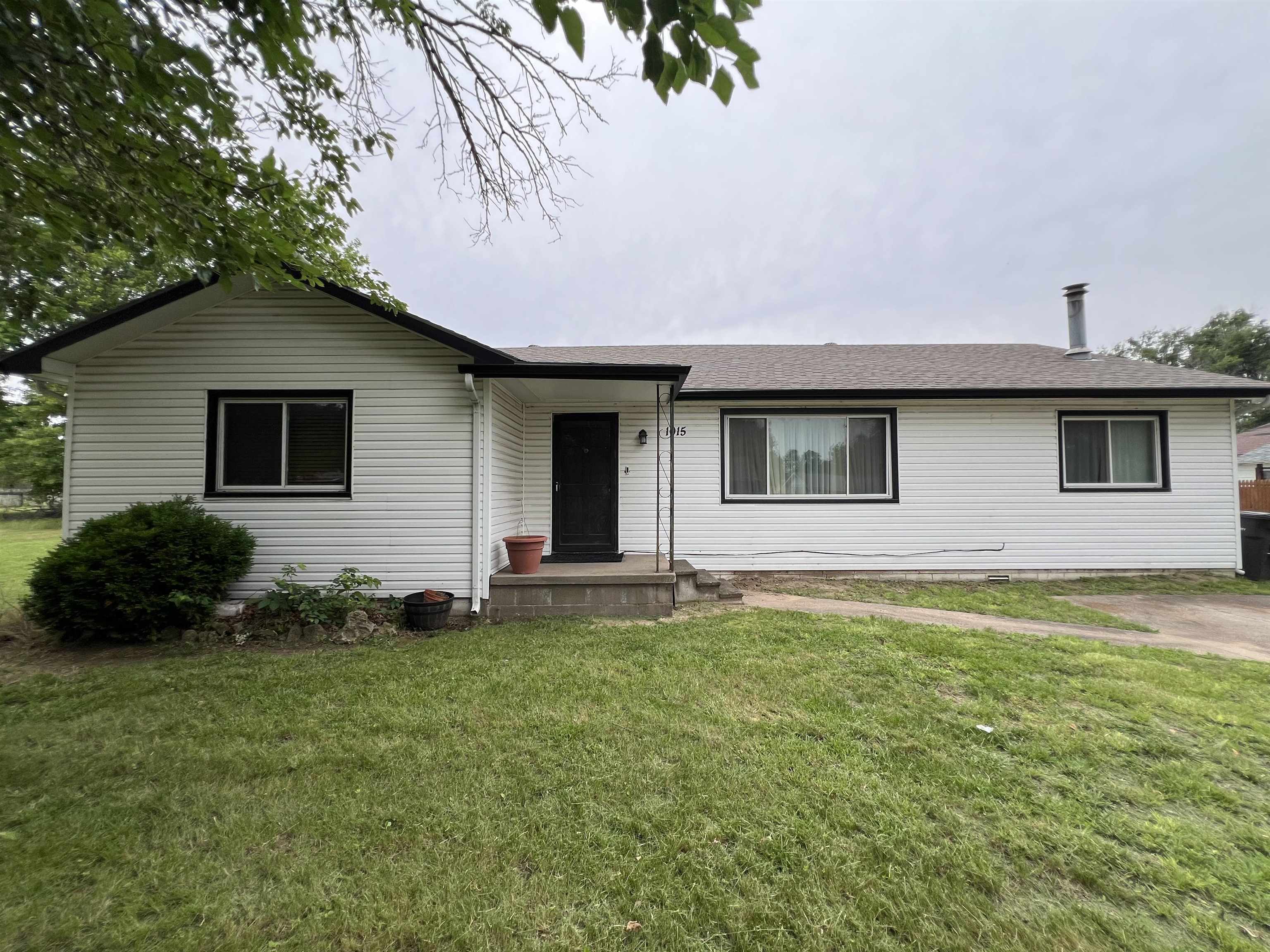 1015 N 10th