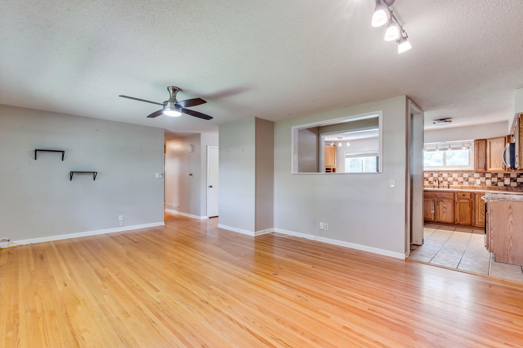 9620 W Tee Ln Property Photo 3