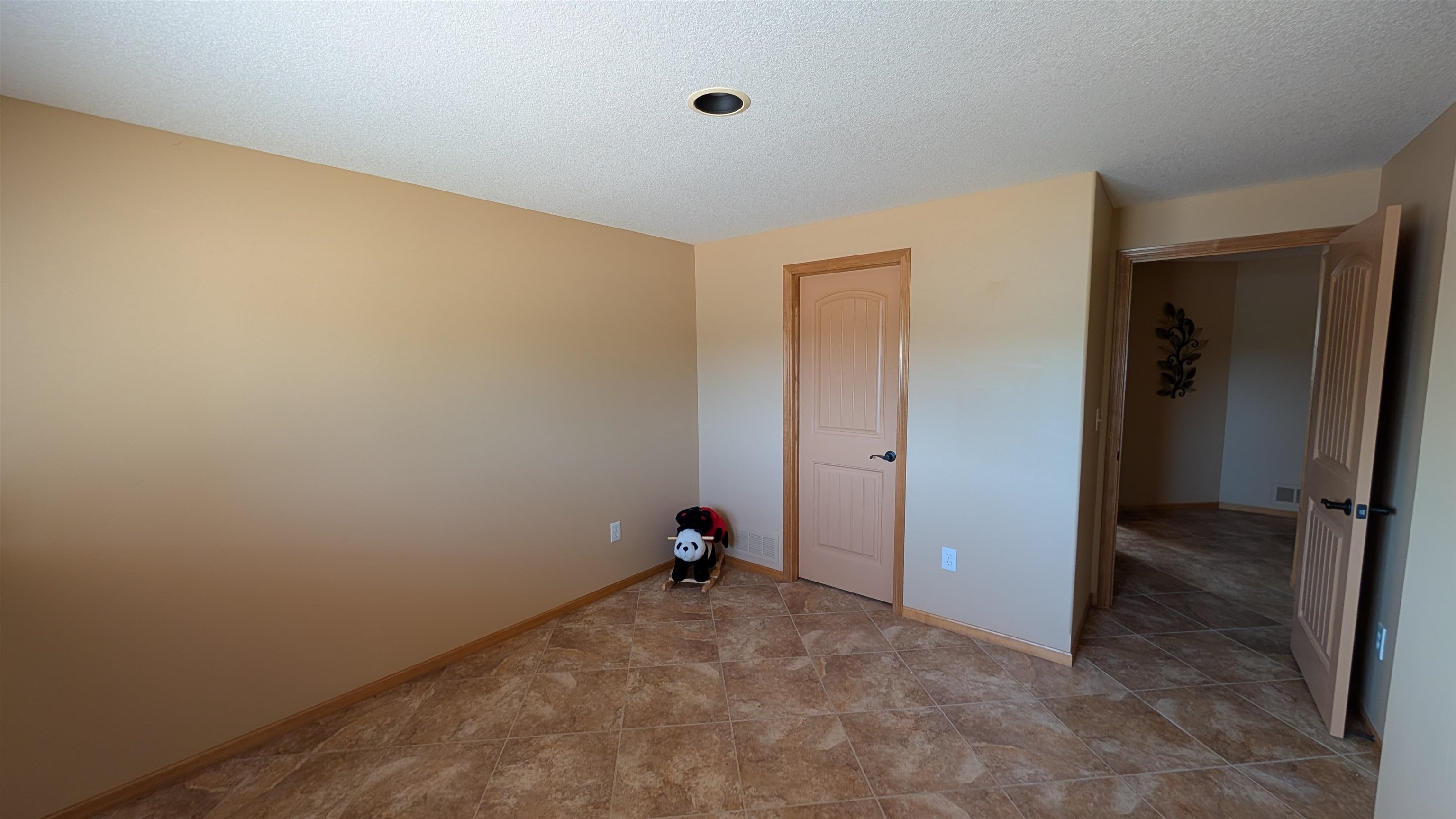 1013 N Beau Jardin St Property Photo 21