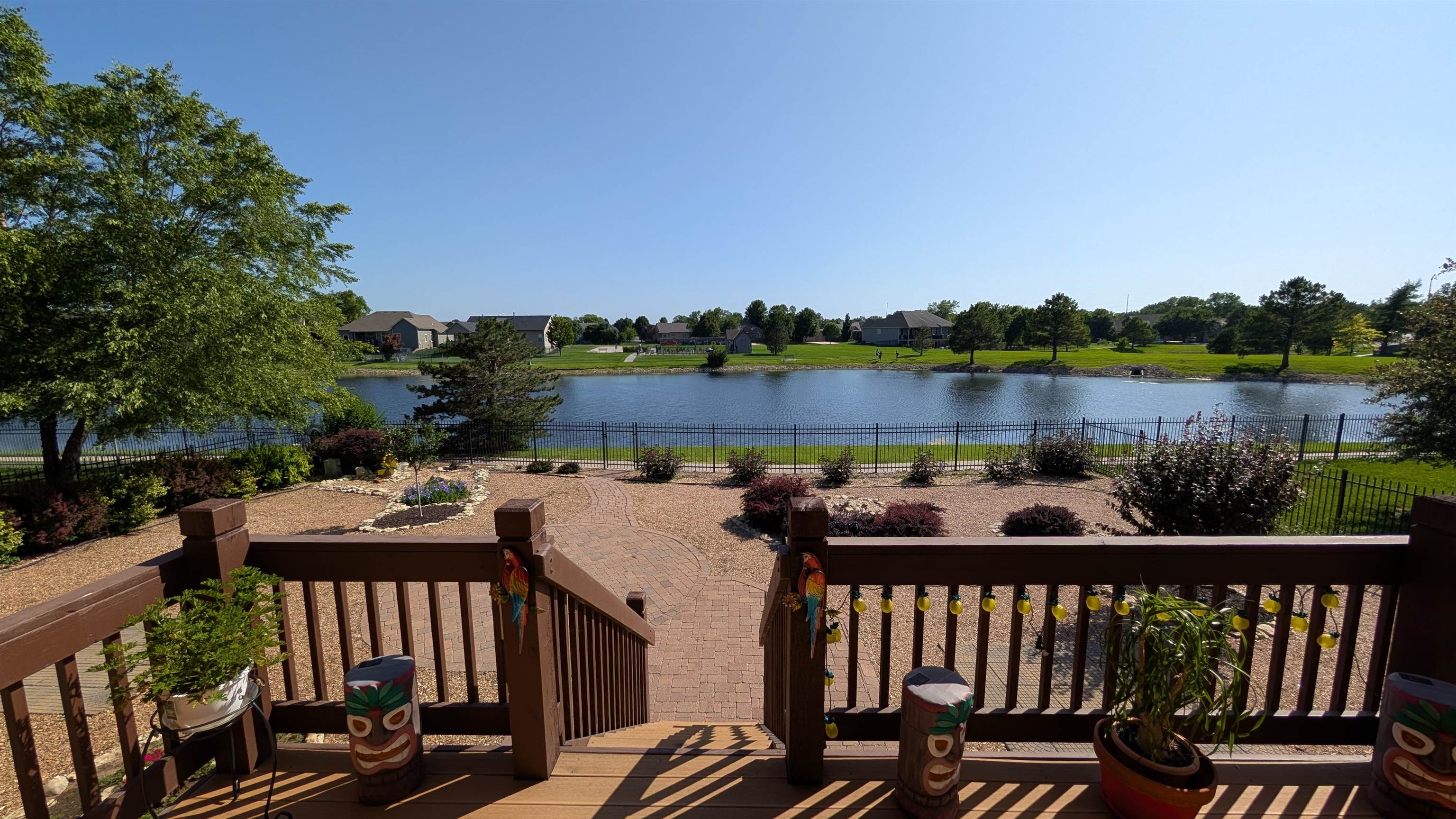 1013 N Beau Jardin St Property Photo 27