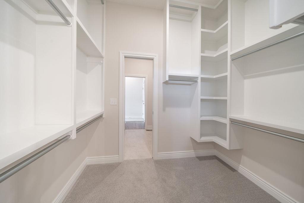 1242 W Ravendale Ln Property Photo 20