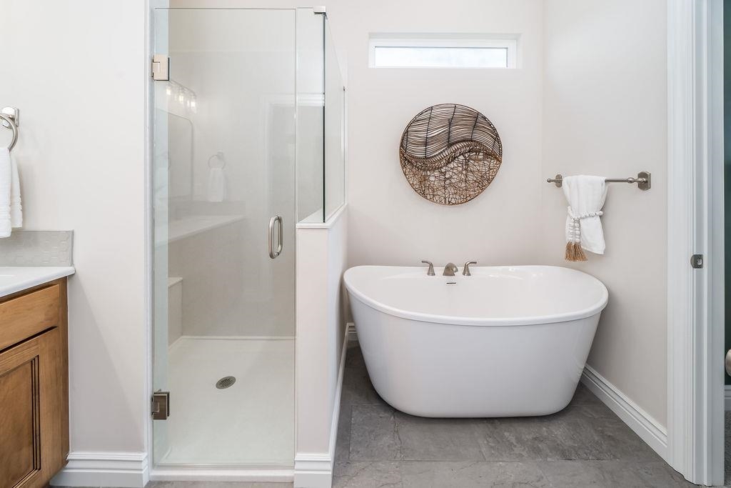 1242 W Ravendale Ln Property Photo 23