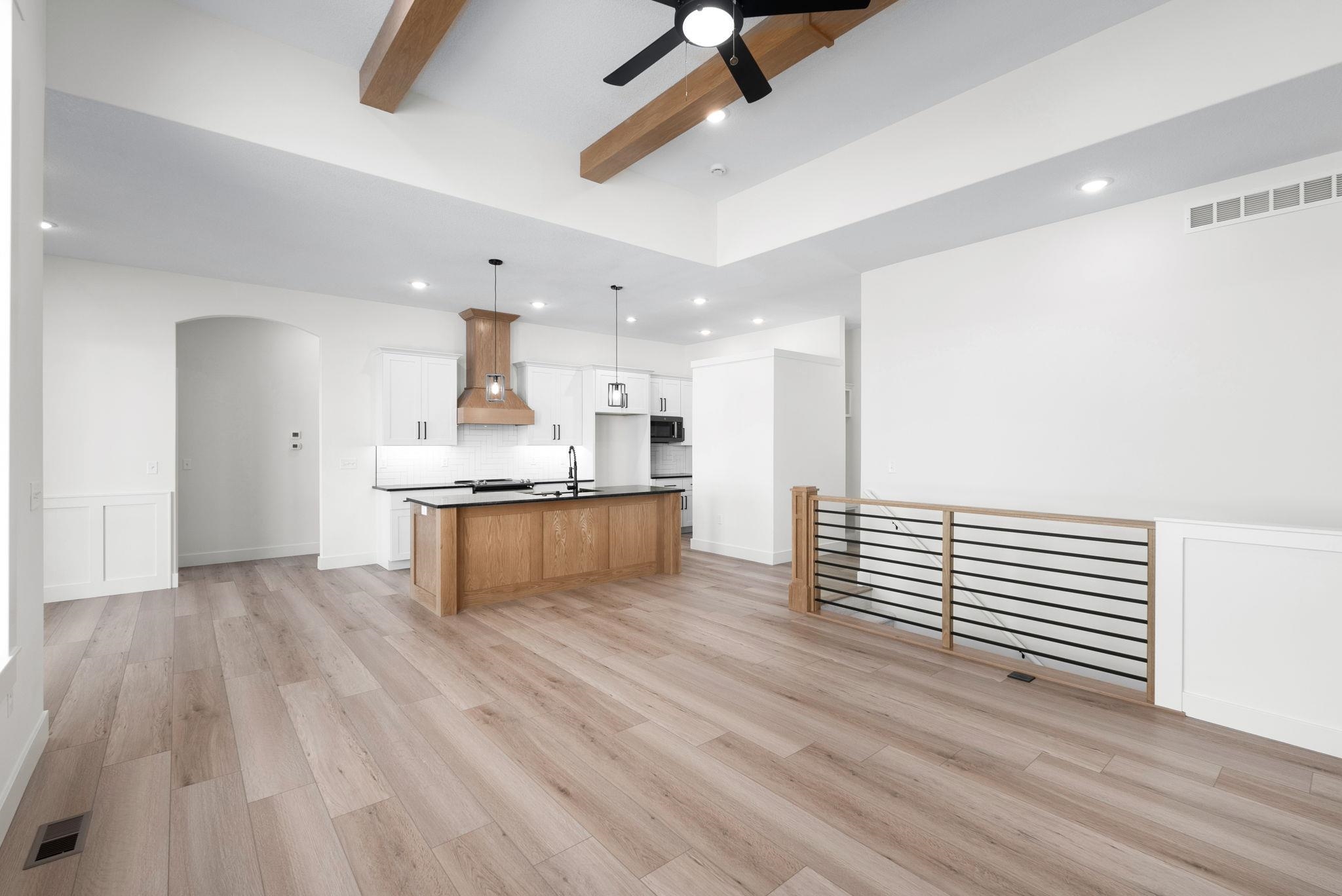 1230 W Ravendale Ln Property Photo 10