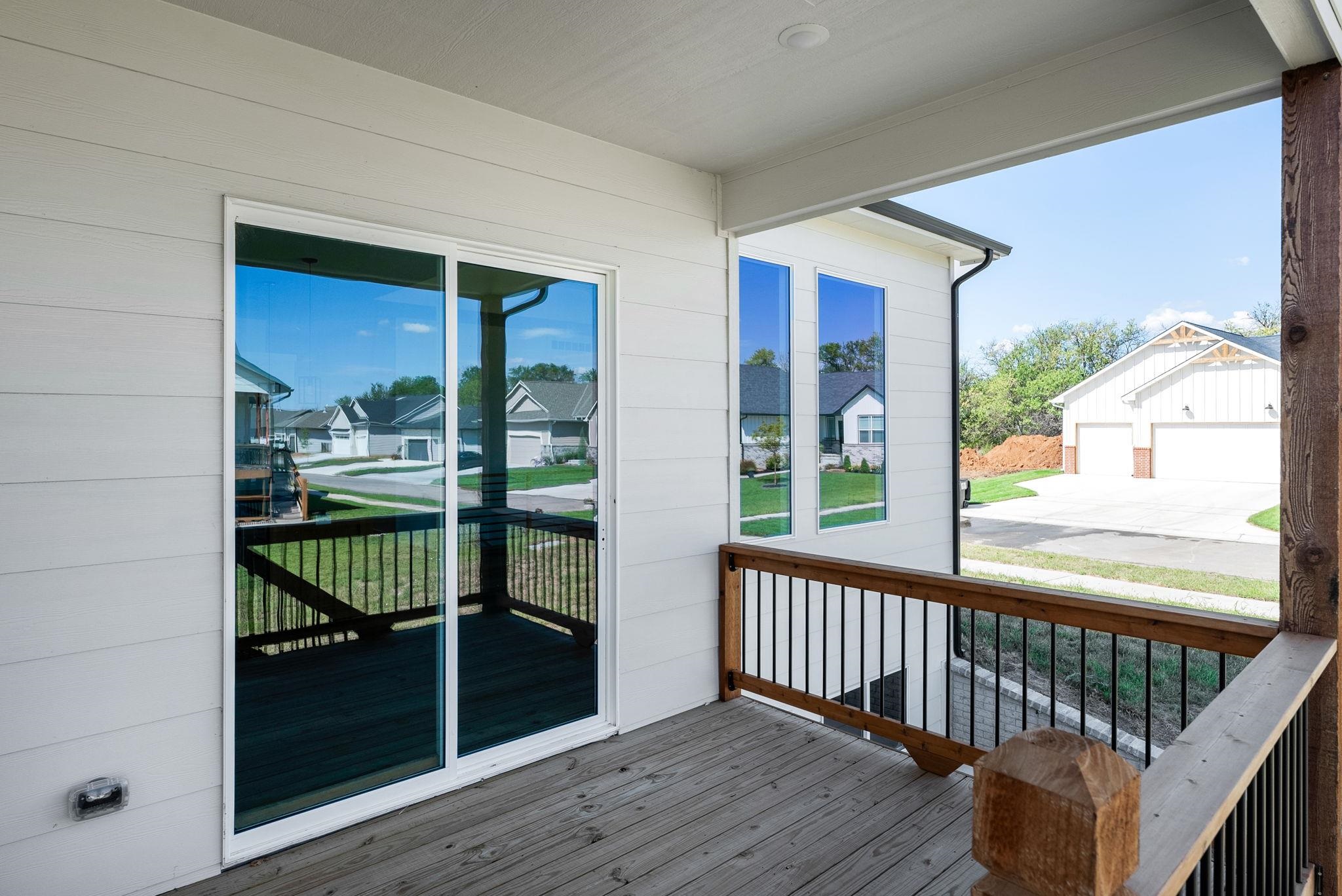 1230 W Ravendale Ln Property Photo 28