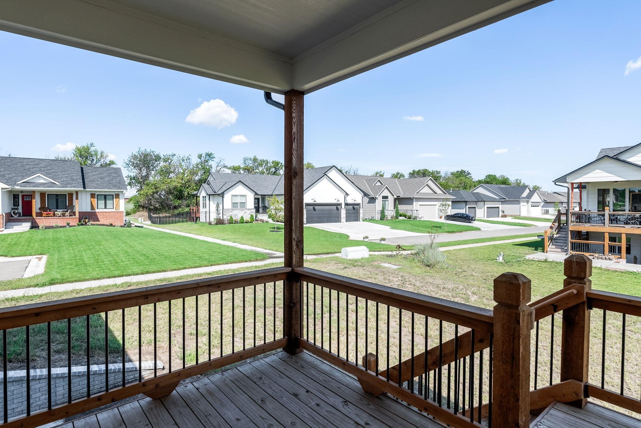 1230 W Ravendale Ln Property Photo 29