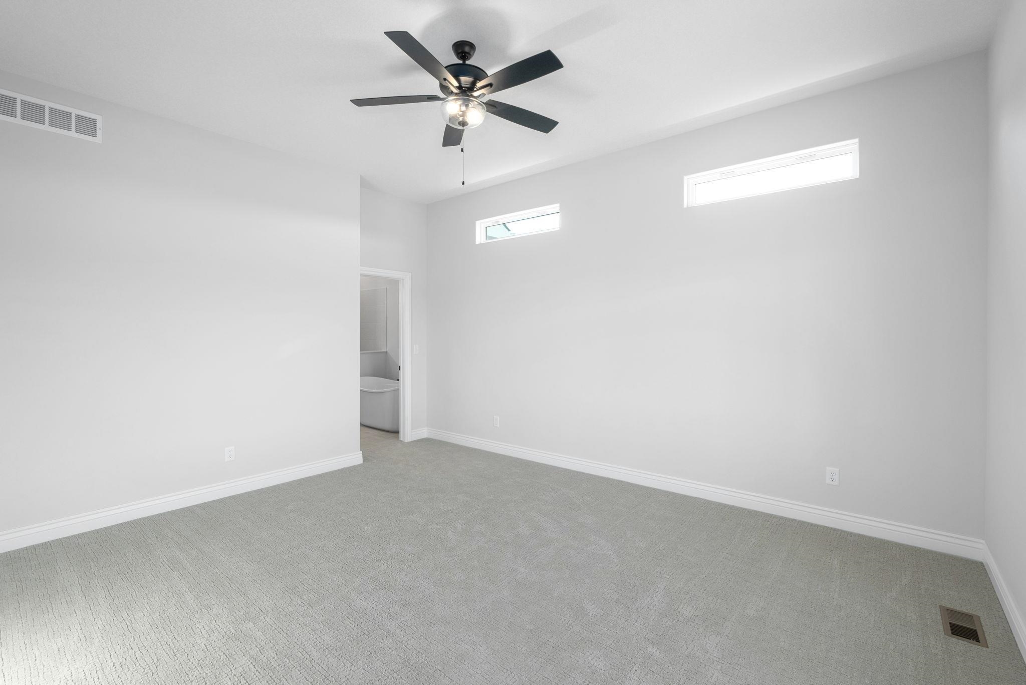 1323 Footbridge St Property Photo 15