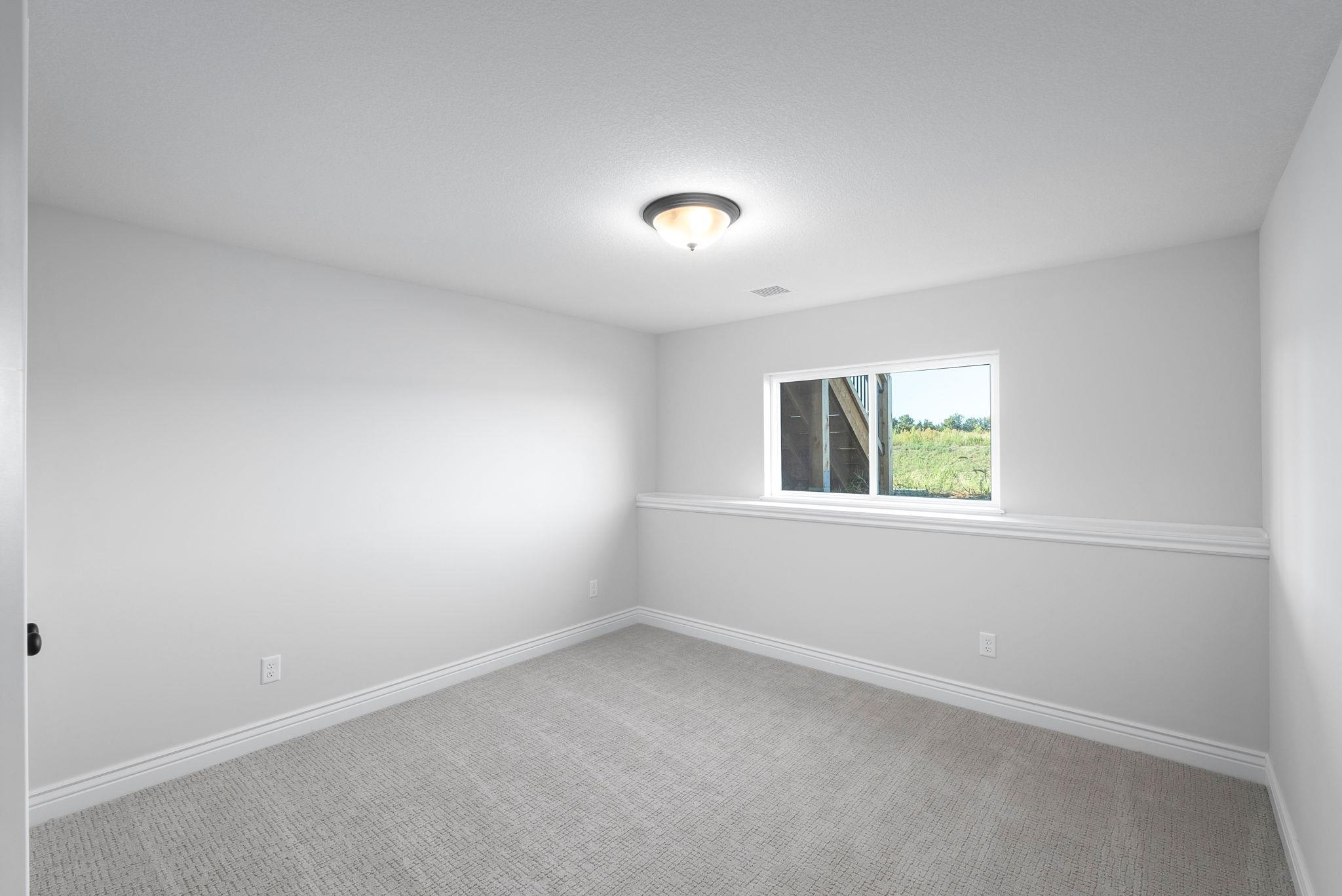 1323 Footbridge St Property Photo 29