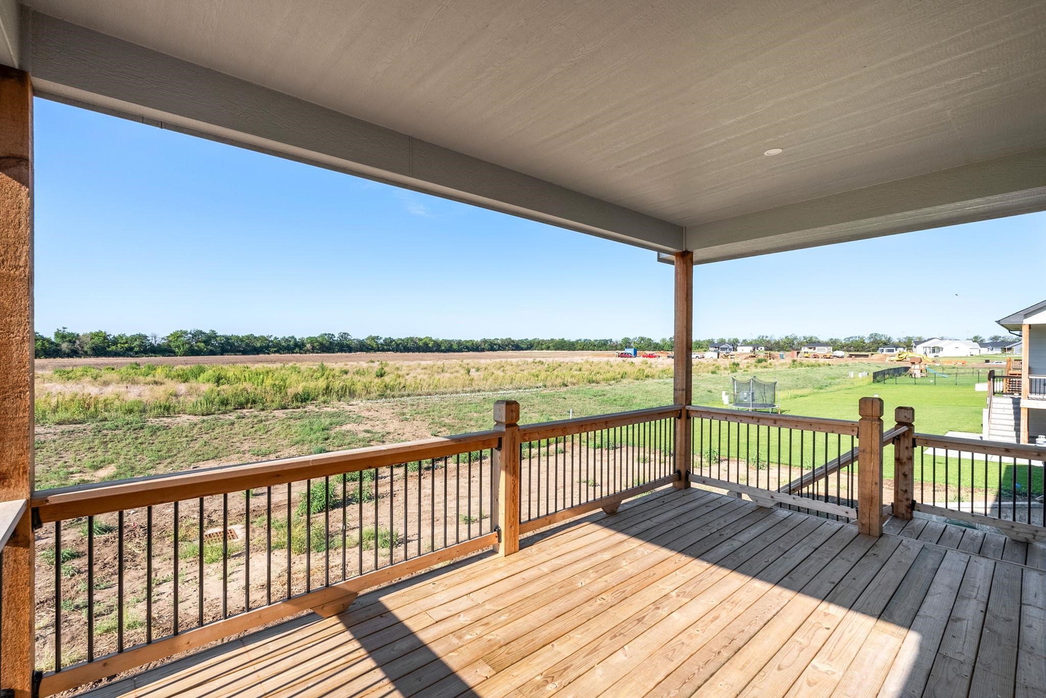 1323 Footbridge St Property Photo 32