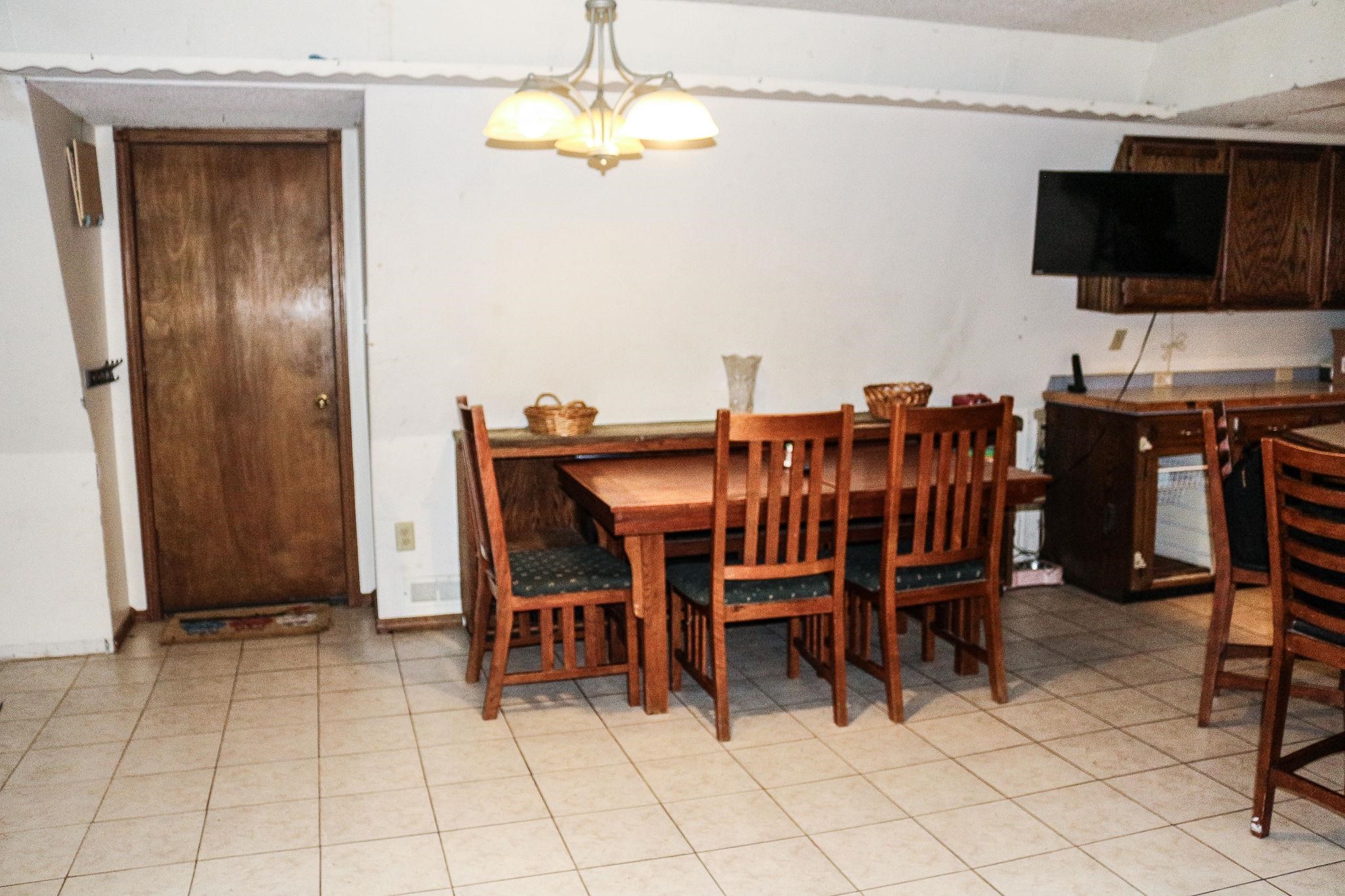 1310 N Cleveland Rd Property Photo 7