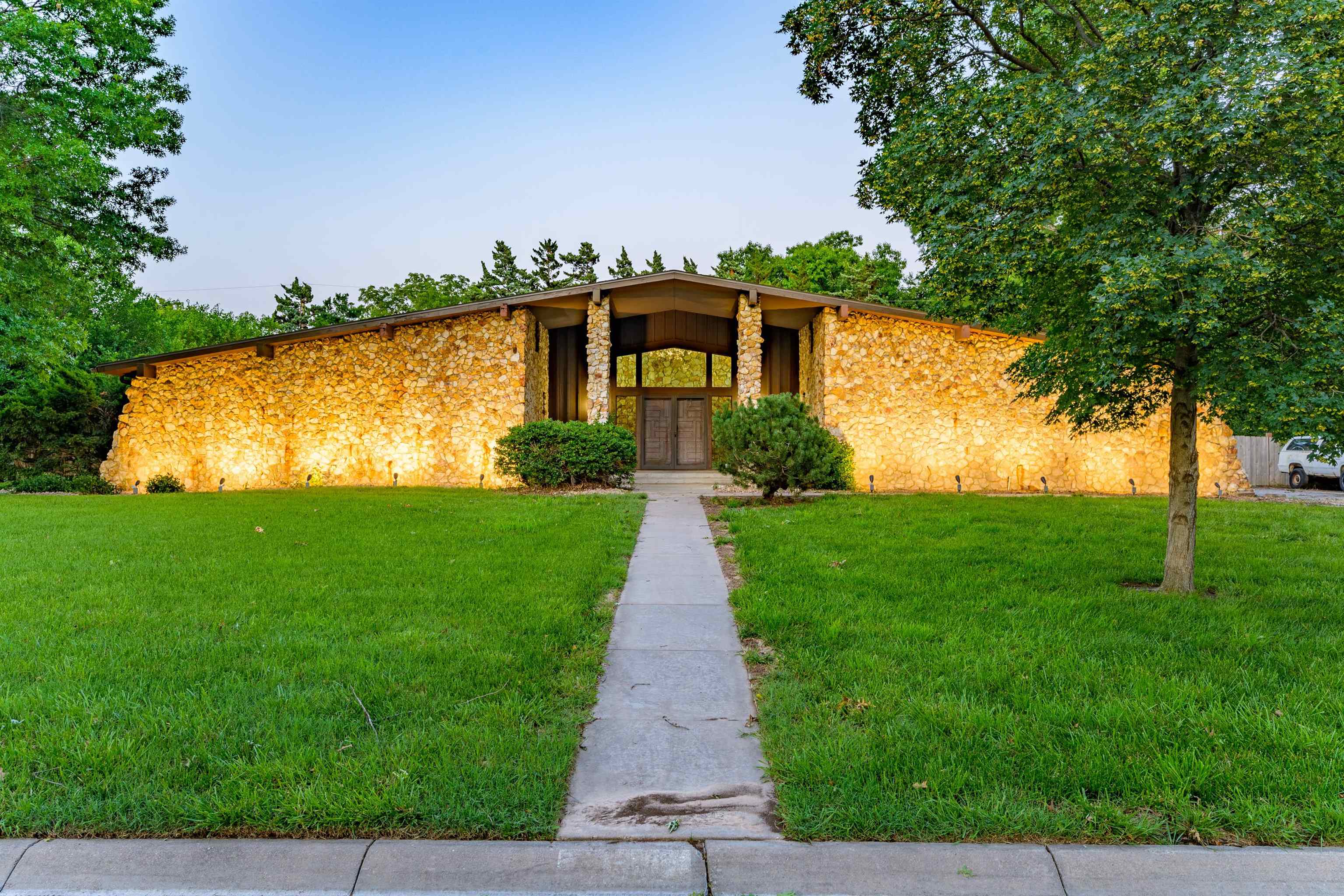1500 Terrace Dr Property Photo