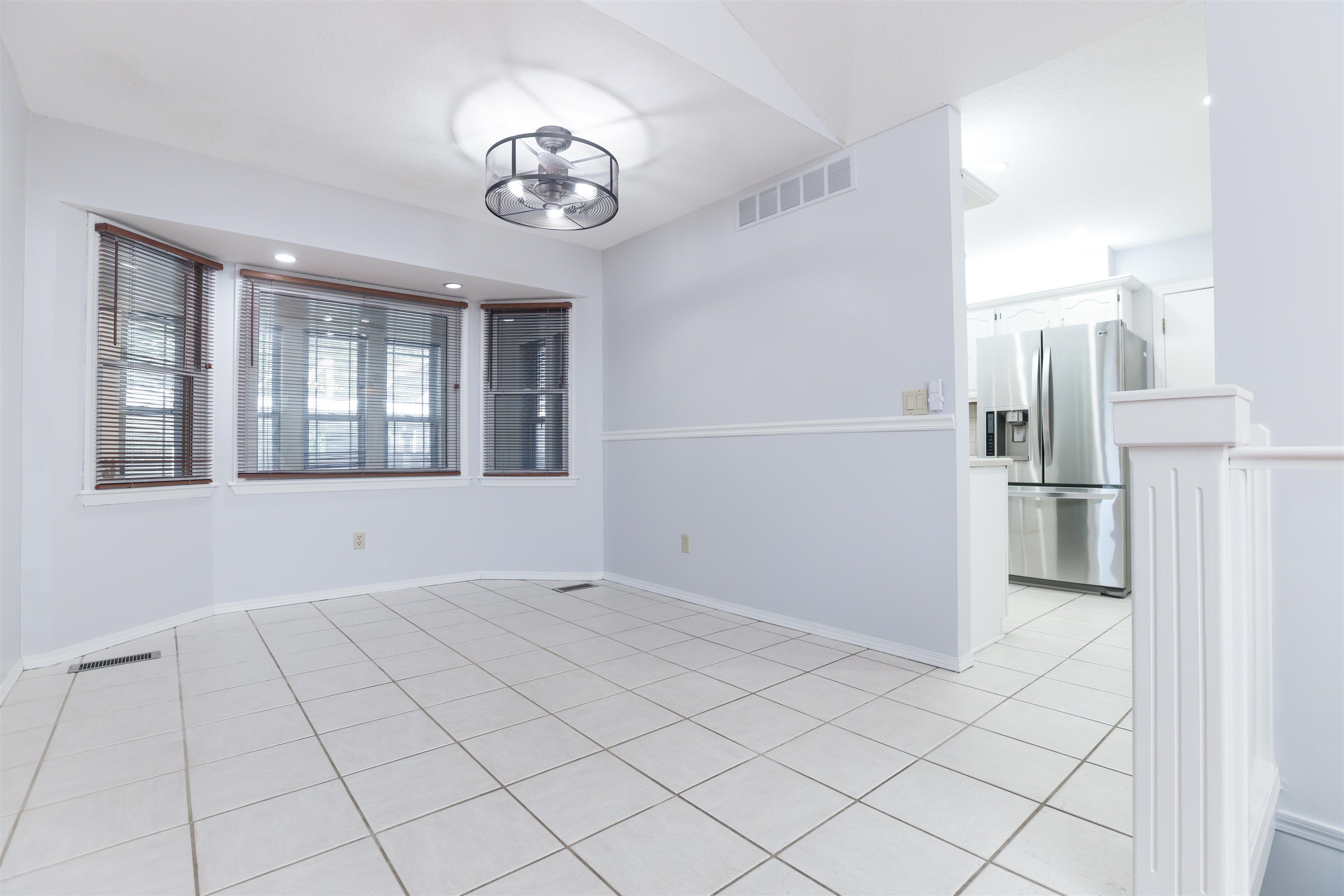 2734 S Carrwood Cir. Property Photo 4