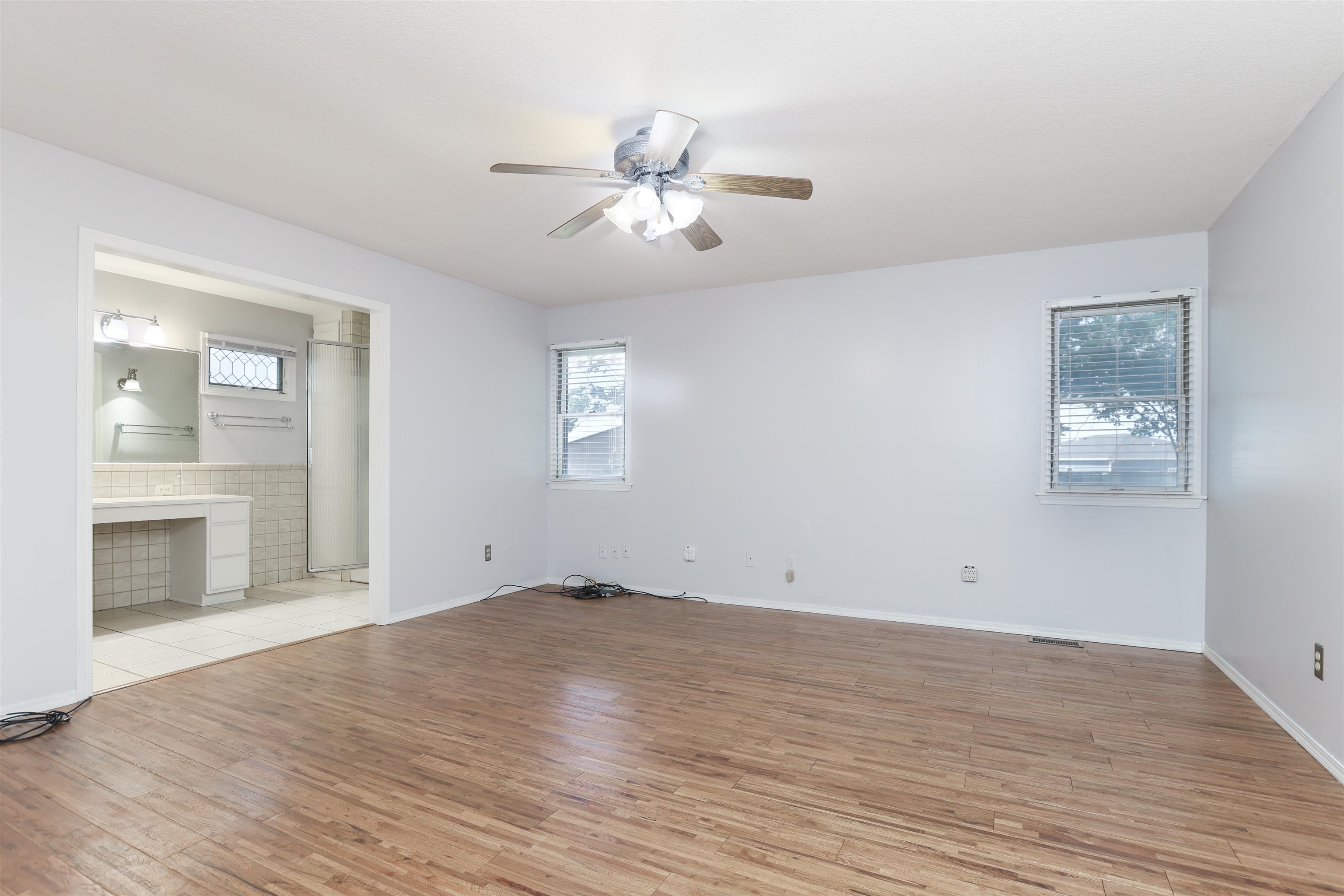 2734 S Carrwood Cir. Property Photo 9