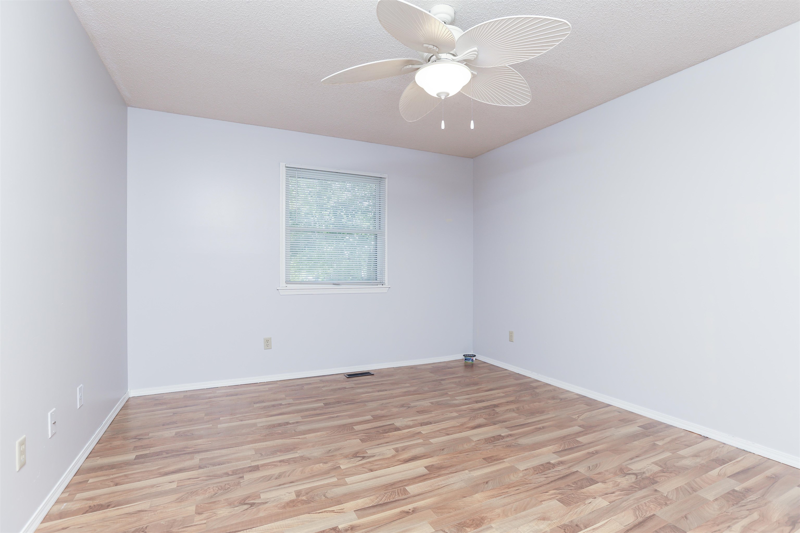 2734 S Carrwood Cir. Property Photo 16