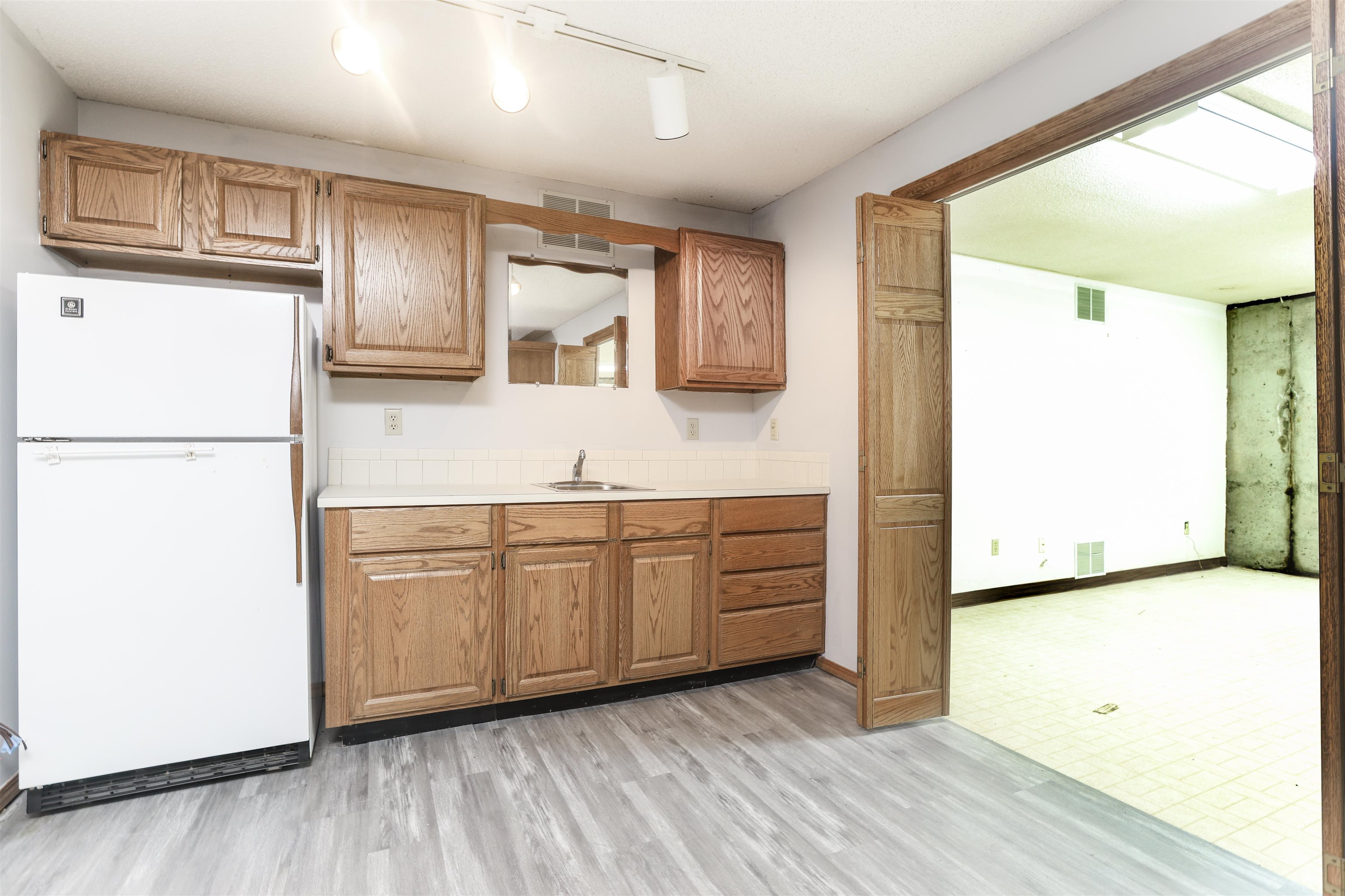 2734 S Carrwood Cir. Property Photo 19