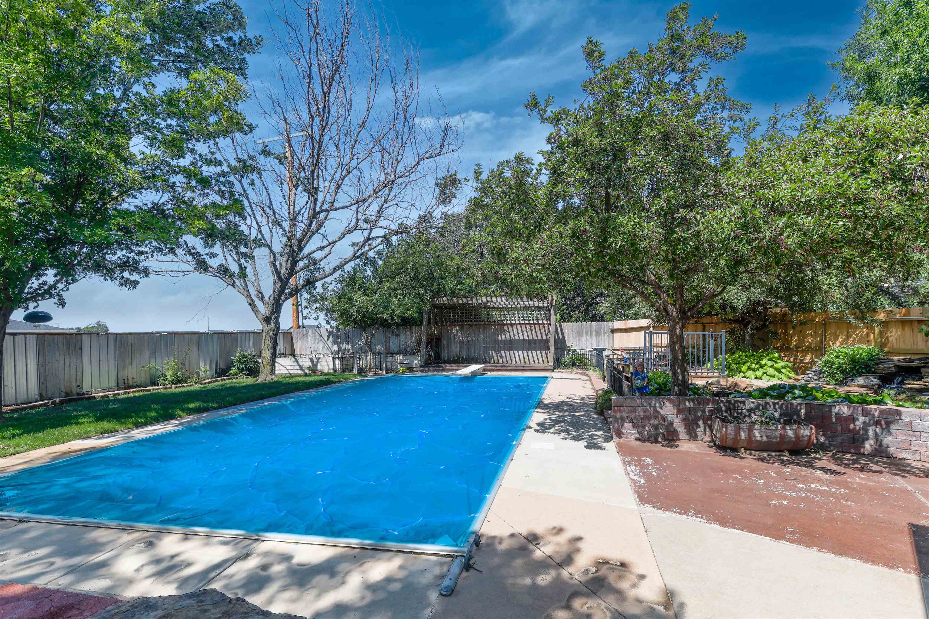 2734 S Carrwood Cir. Property Photo 32