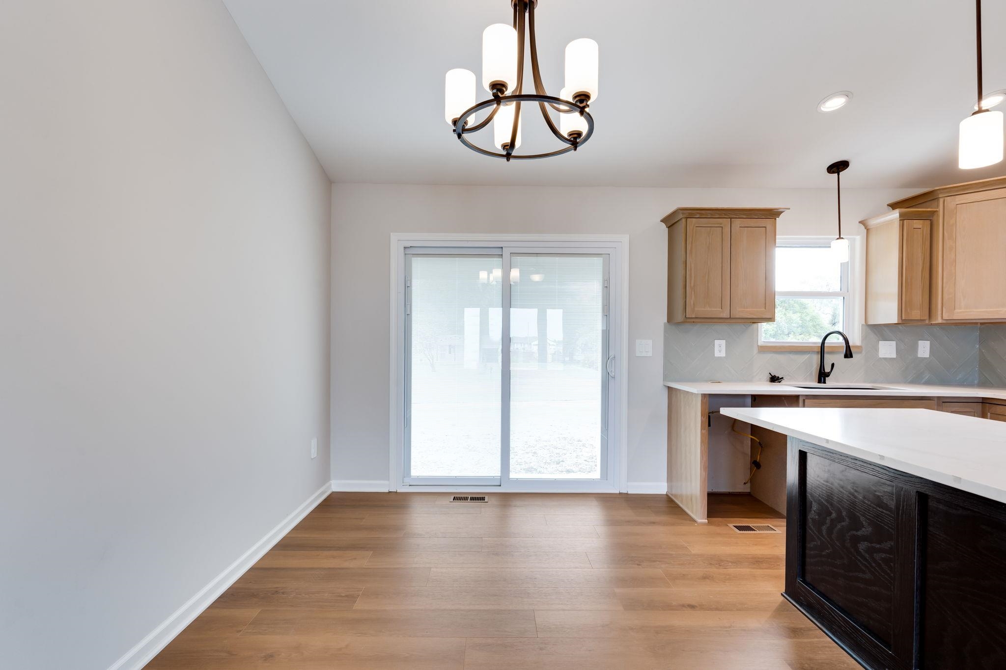 1631 N Magnolia Ct Property Photo 9