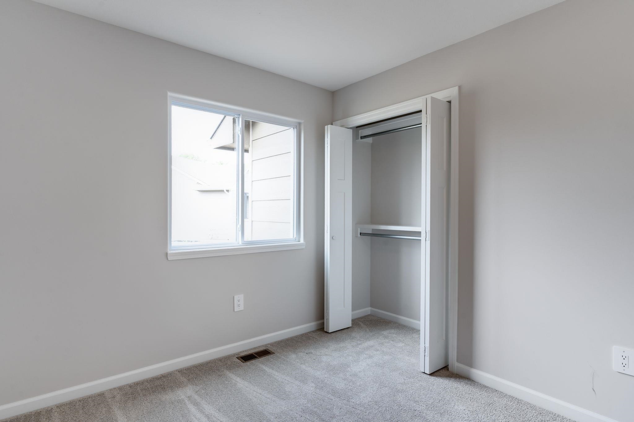 1631 N Magnolia Ct Property Photo 17