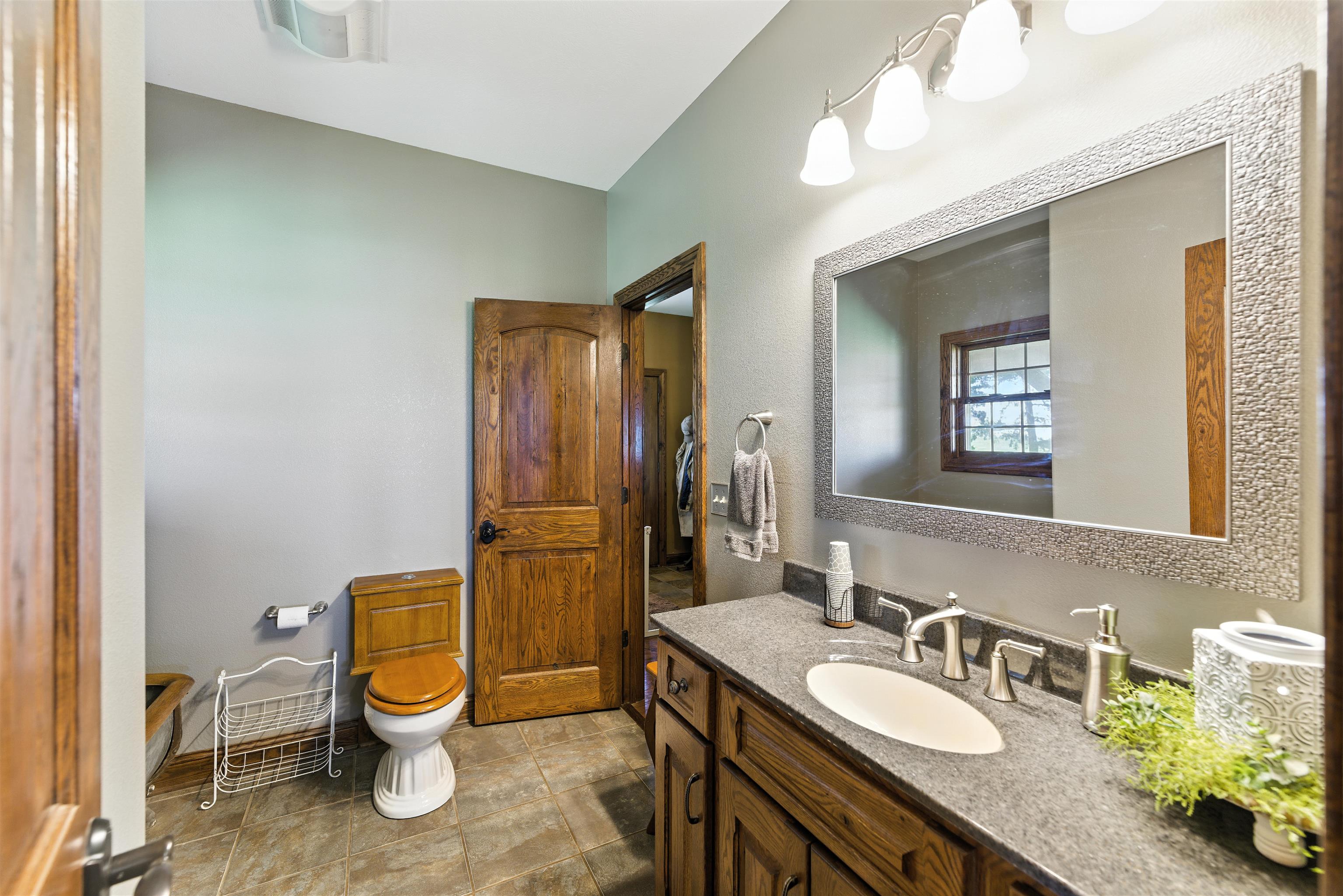 3266 Dove Road Property Photo 13
