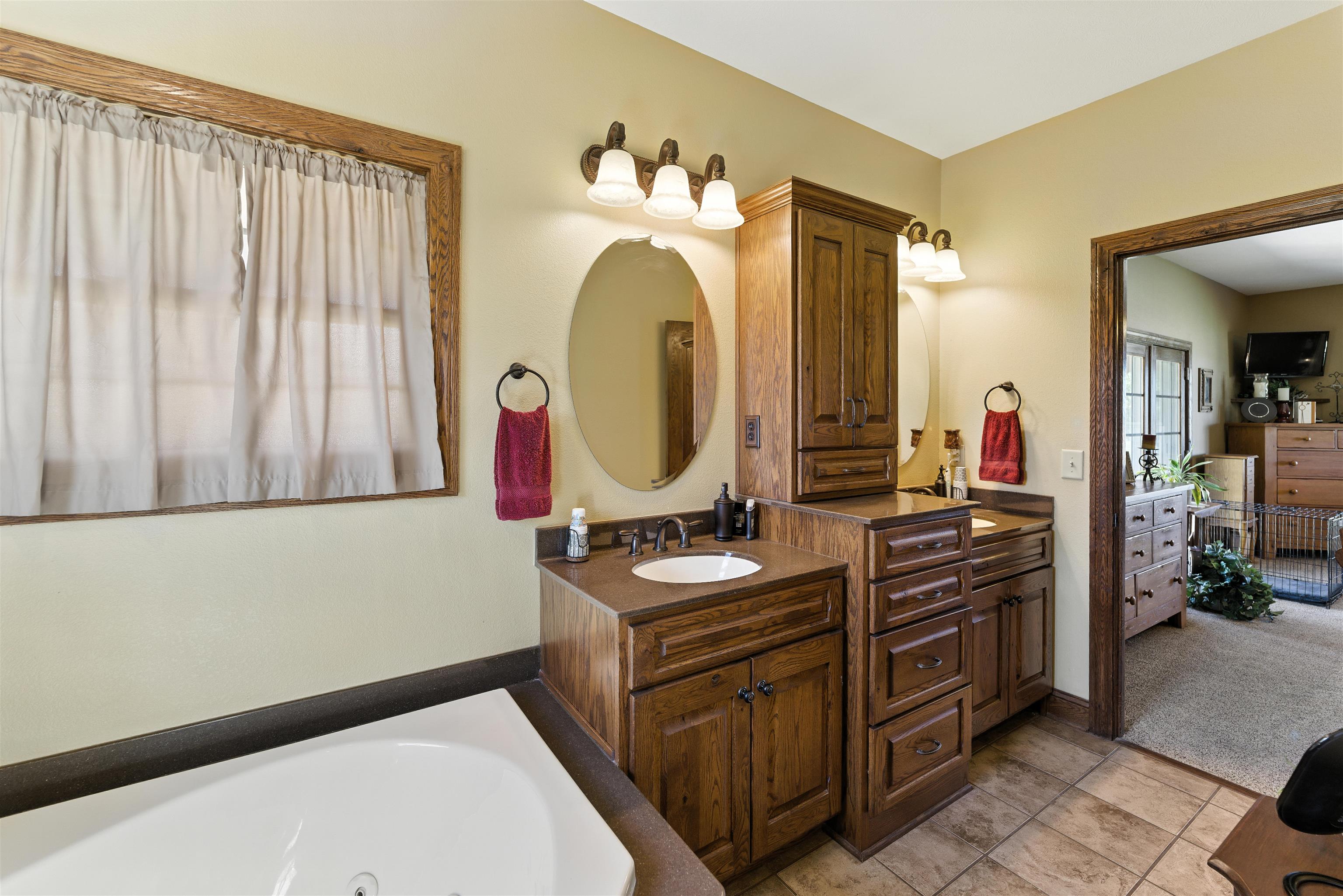 3266 Dove Road Property Photo 16