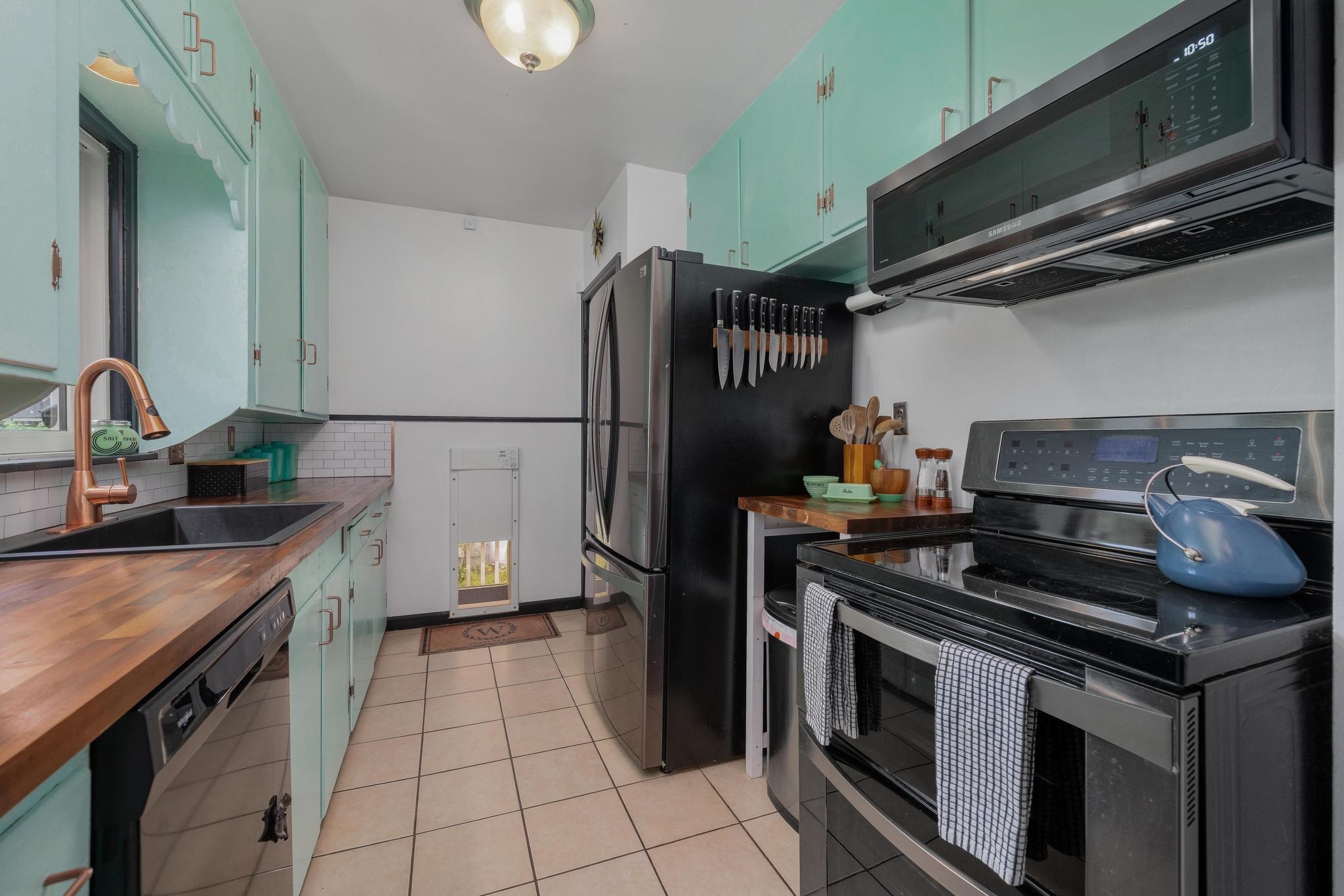 241 S Battin St Property Photo 11