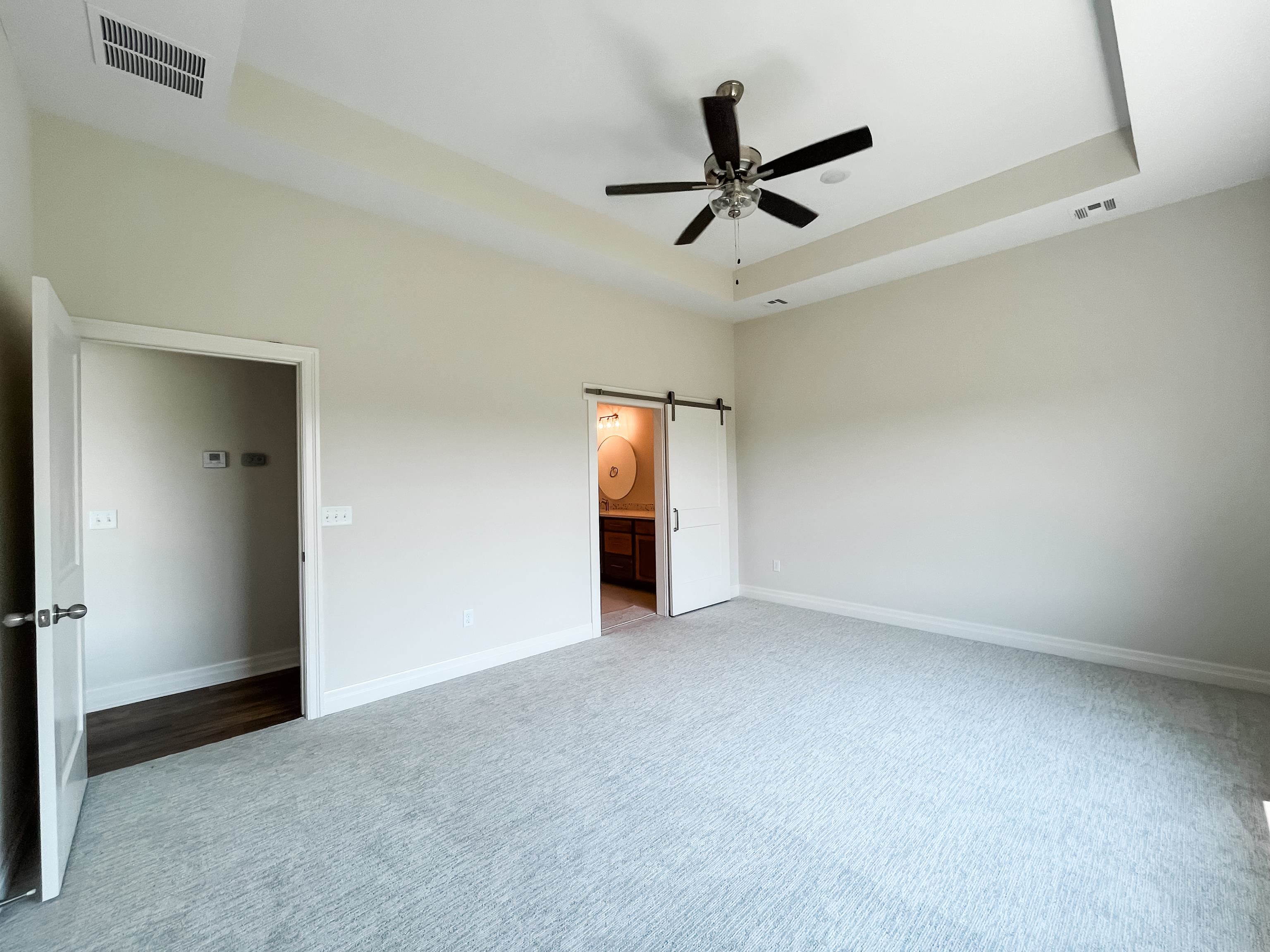 1631 N Forestview Ct Property Photo 10