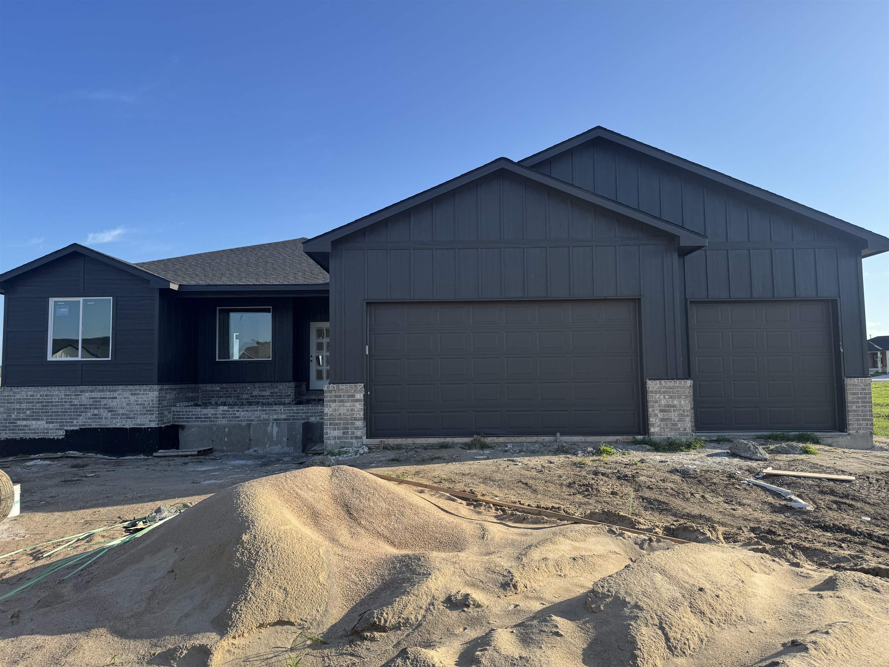 2904 E Sunnyslope St Property Photo 1