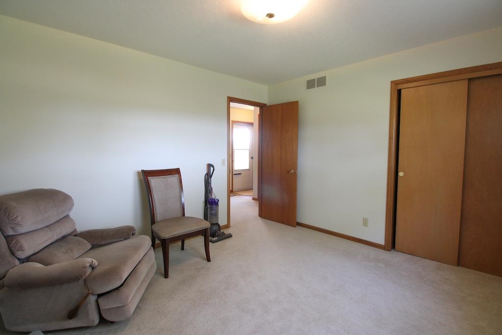 600 N Halstead Rd Property Photo 18