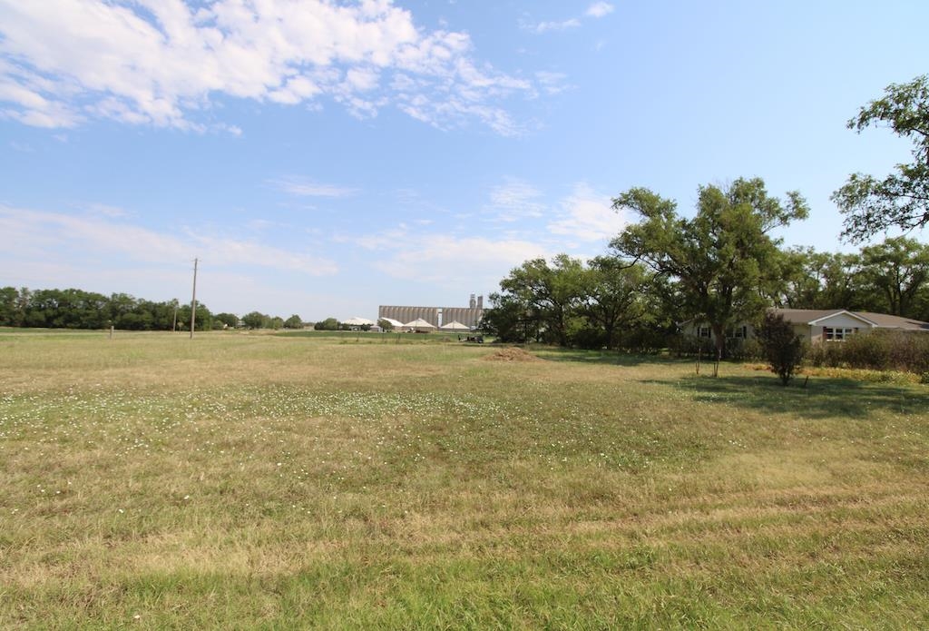 600 N Halstead Rd Property Photo 26