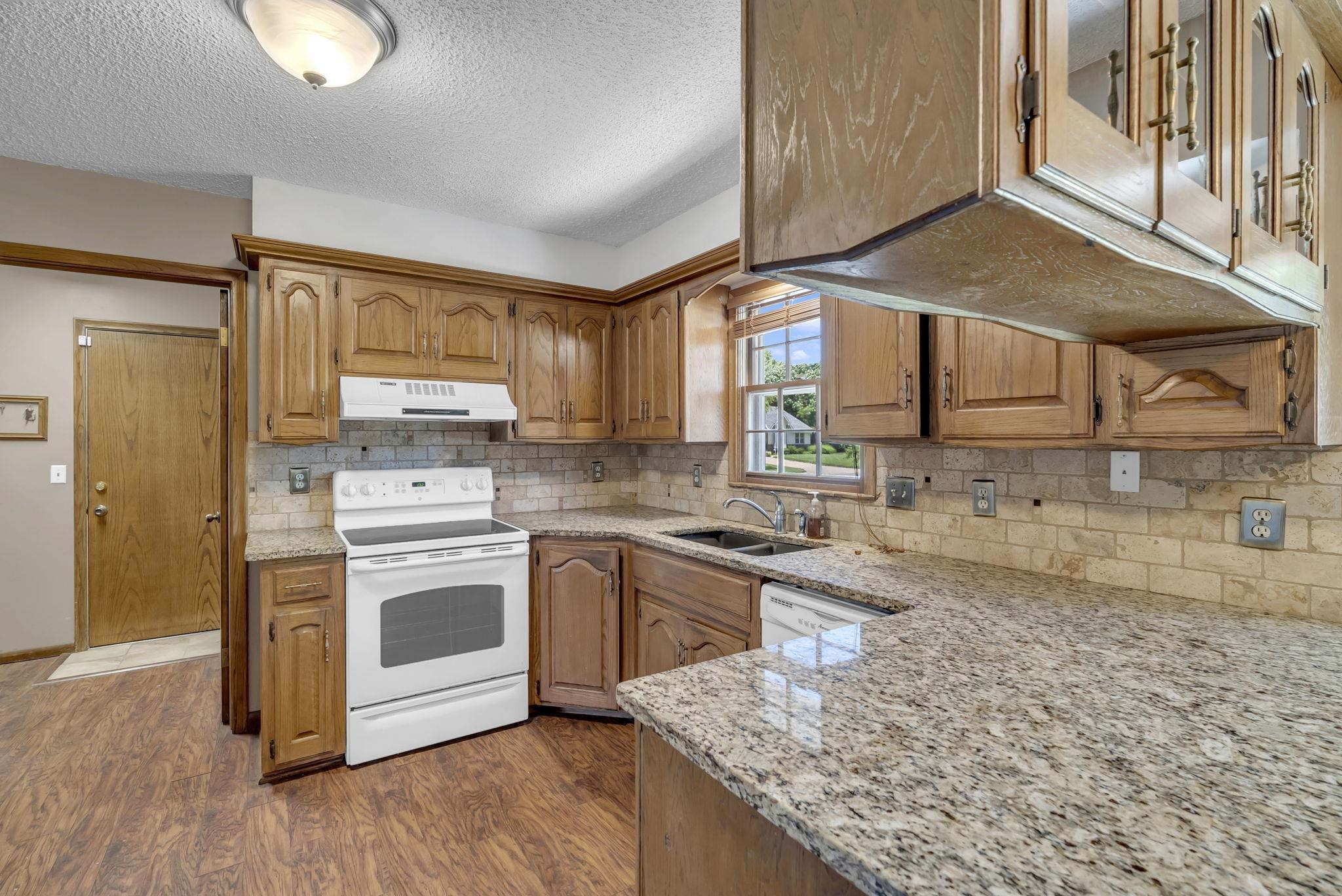 11521 W Texas St Property Photo 24