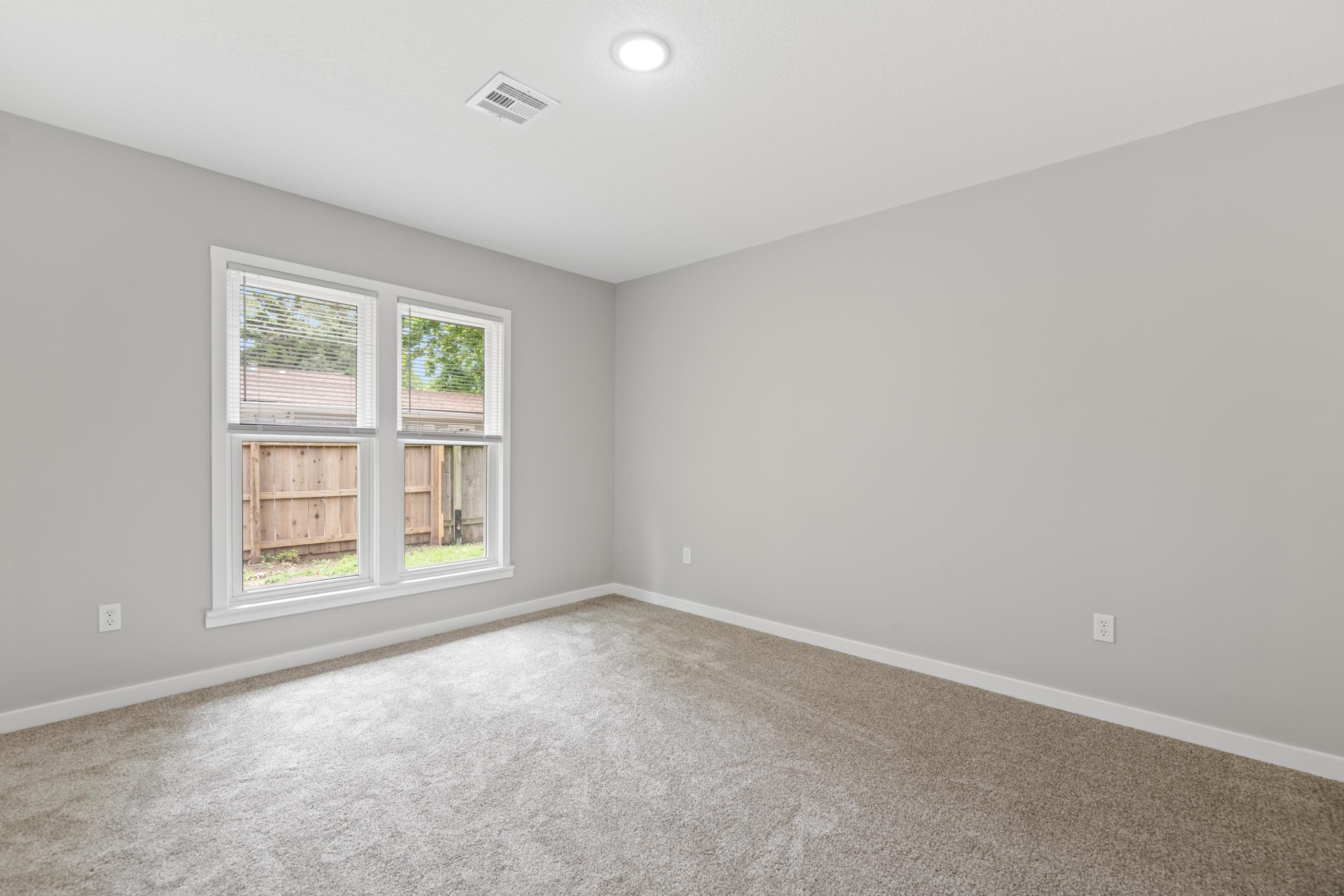 820 N Brownthrush Ln Property Photo 21