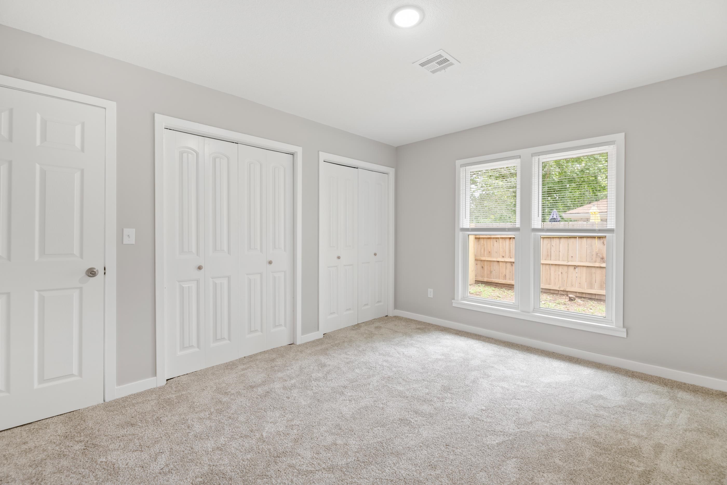 820 N Brownthrush Ln Property Photo 22