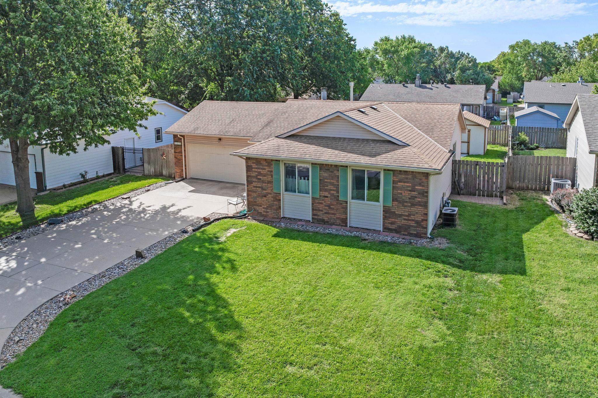 11315 W Cindy St Property Photo 2