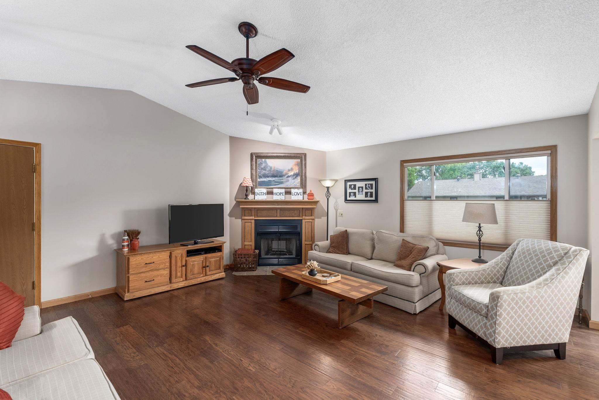 11315 W Cindy St Property Photo 6