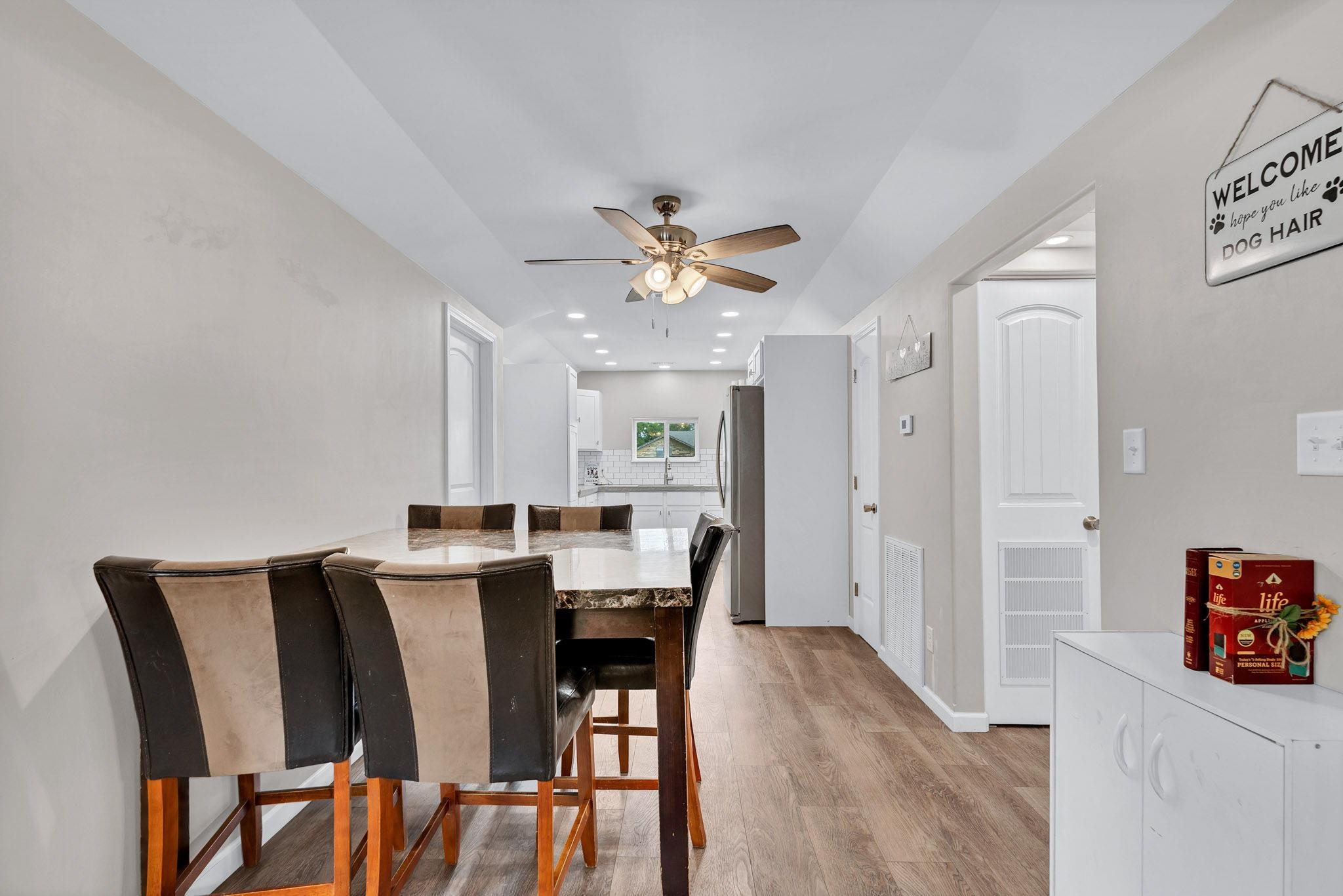 723 N Line St Property Photo 10