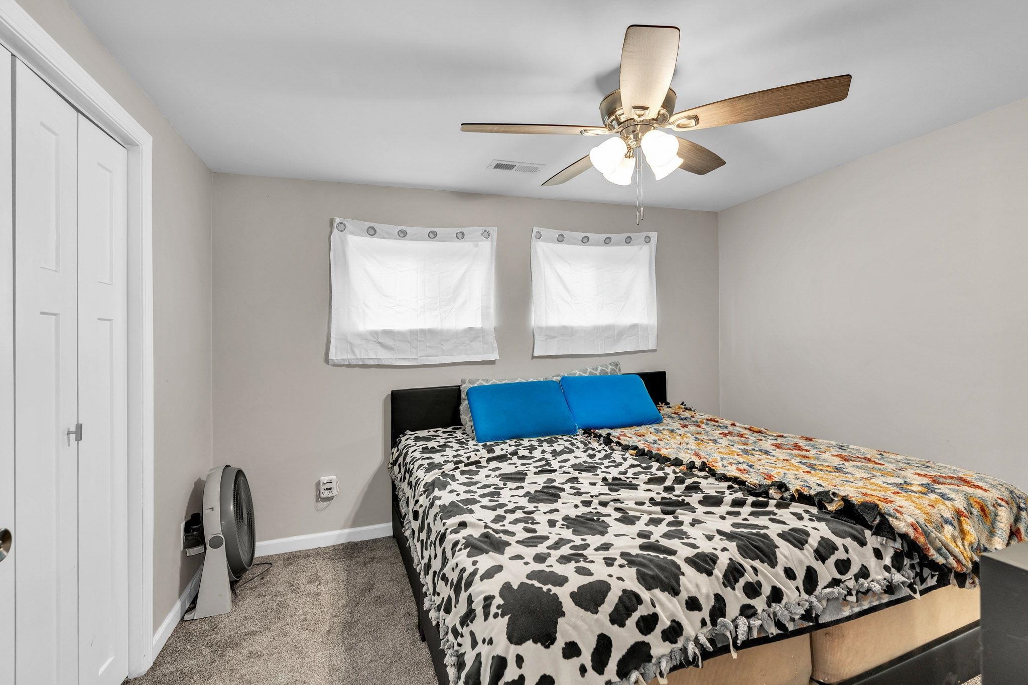 723 N Line St Property Photo 17