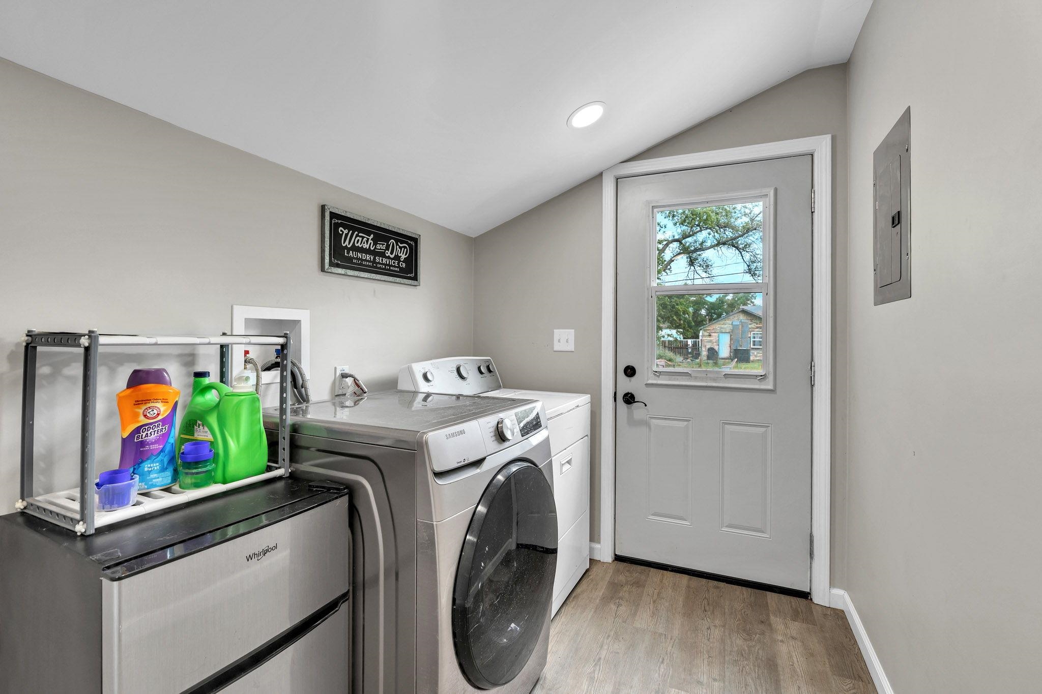 723 N Line St Property Photo 18